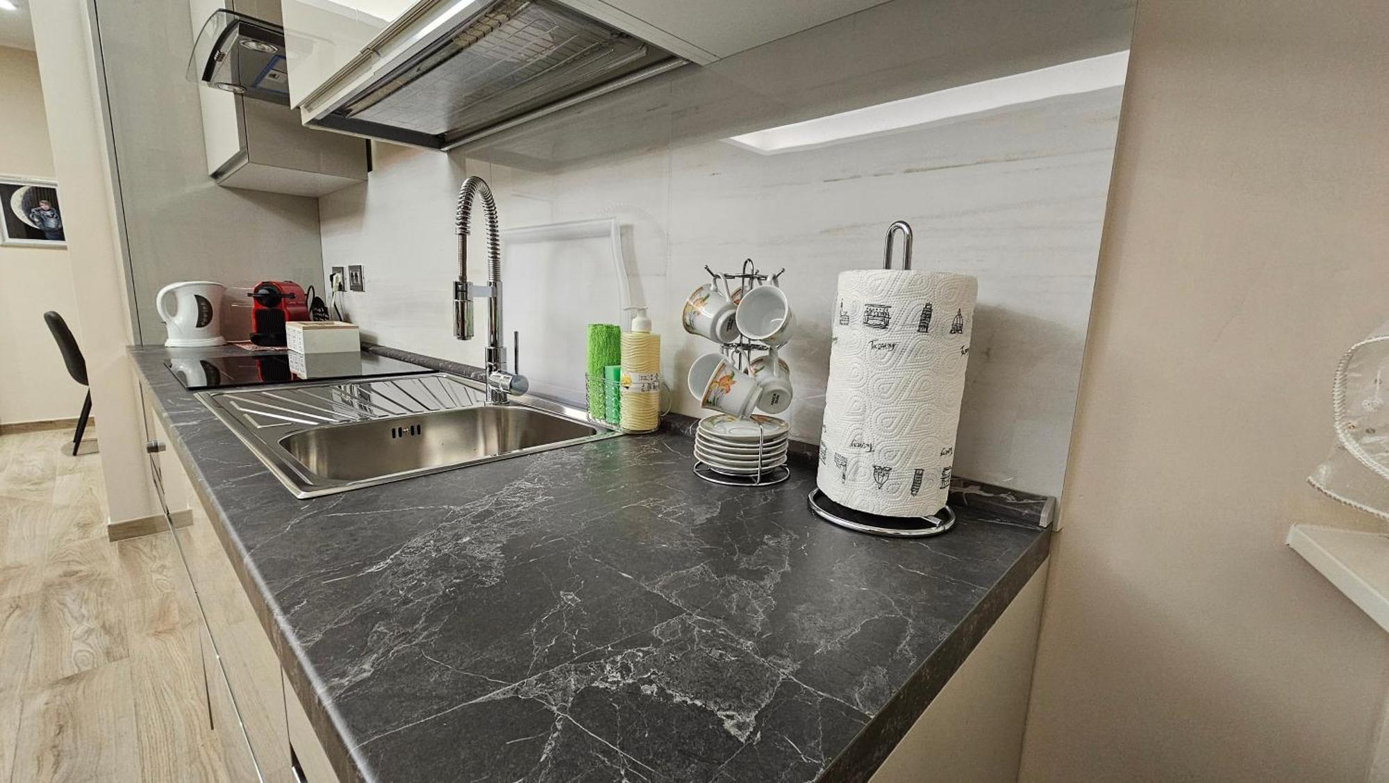 Aquari 15 Rhome Appio Latino Leilighet