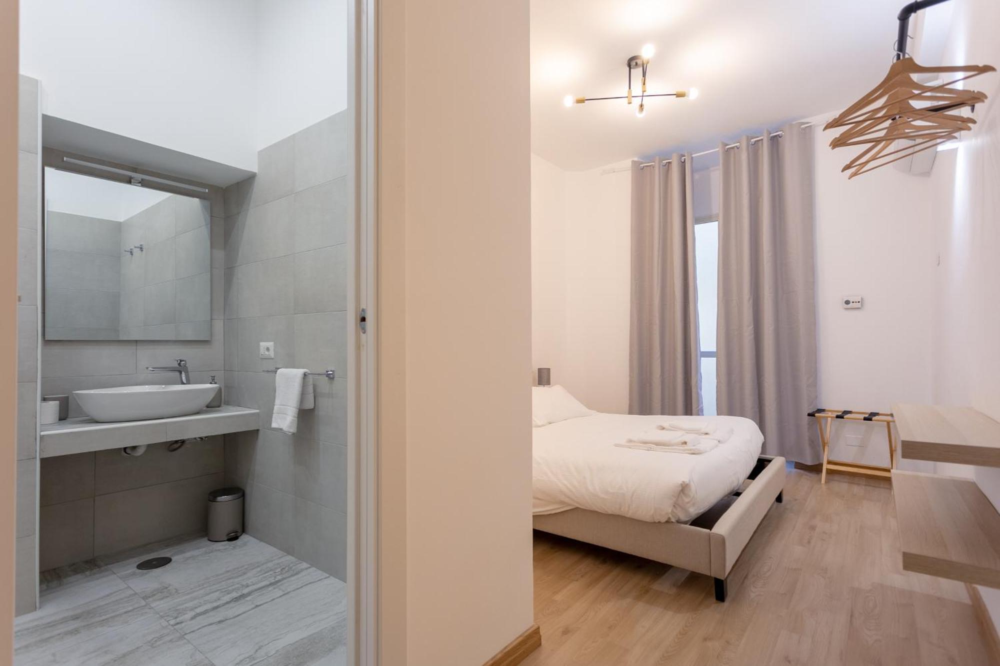5 Bdrms Apartamento *