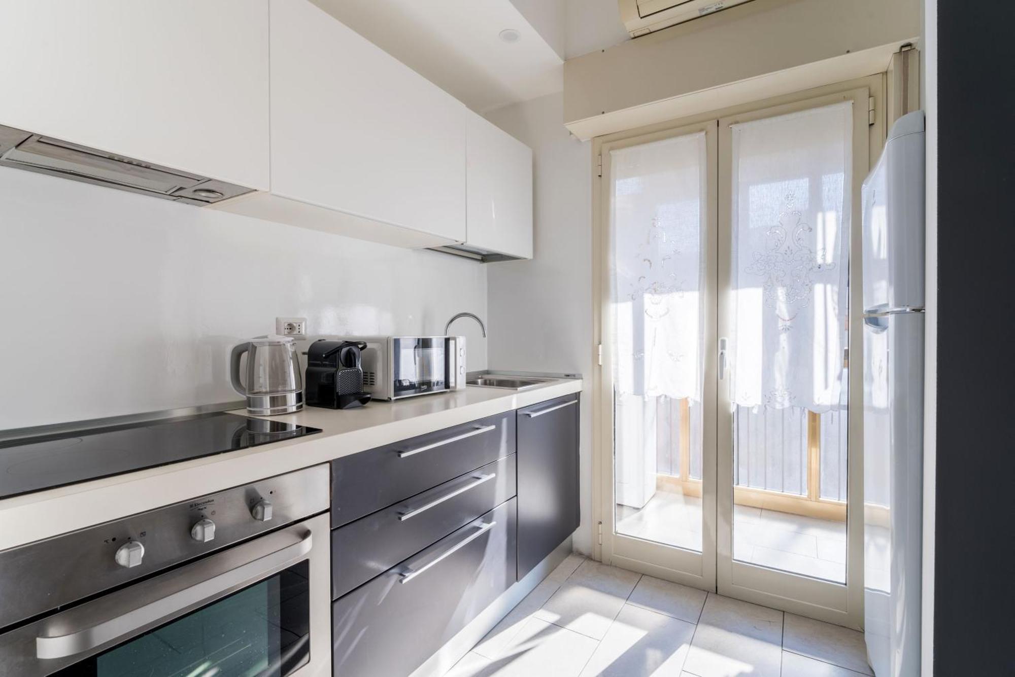 Maison Lumiere, Design 5 Min From Tiburtina Station *