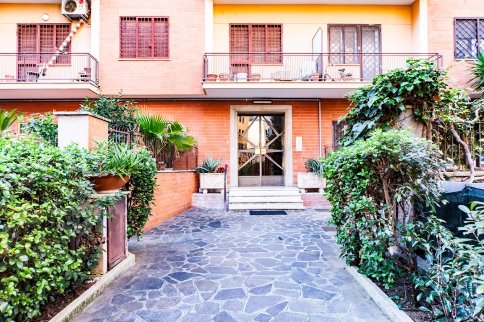 Il Giardino A Trastevere Relax E Comfort A Vicino Il Centro Apartamento Roma