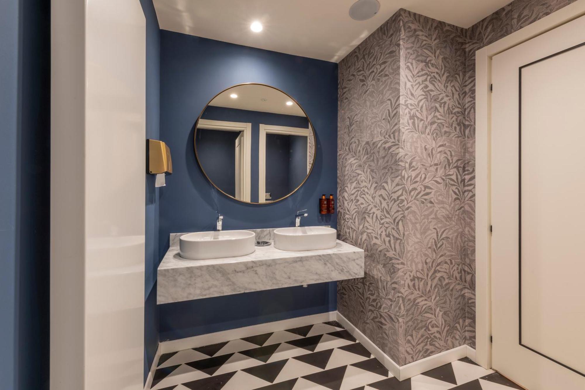 H10 Palazzo Galla 4* Roma