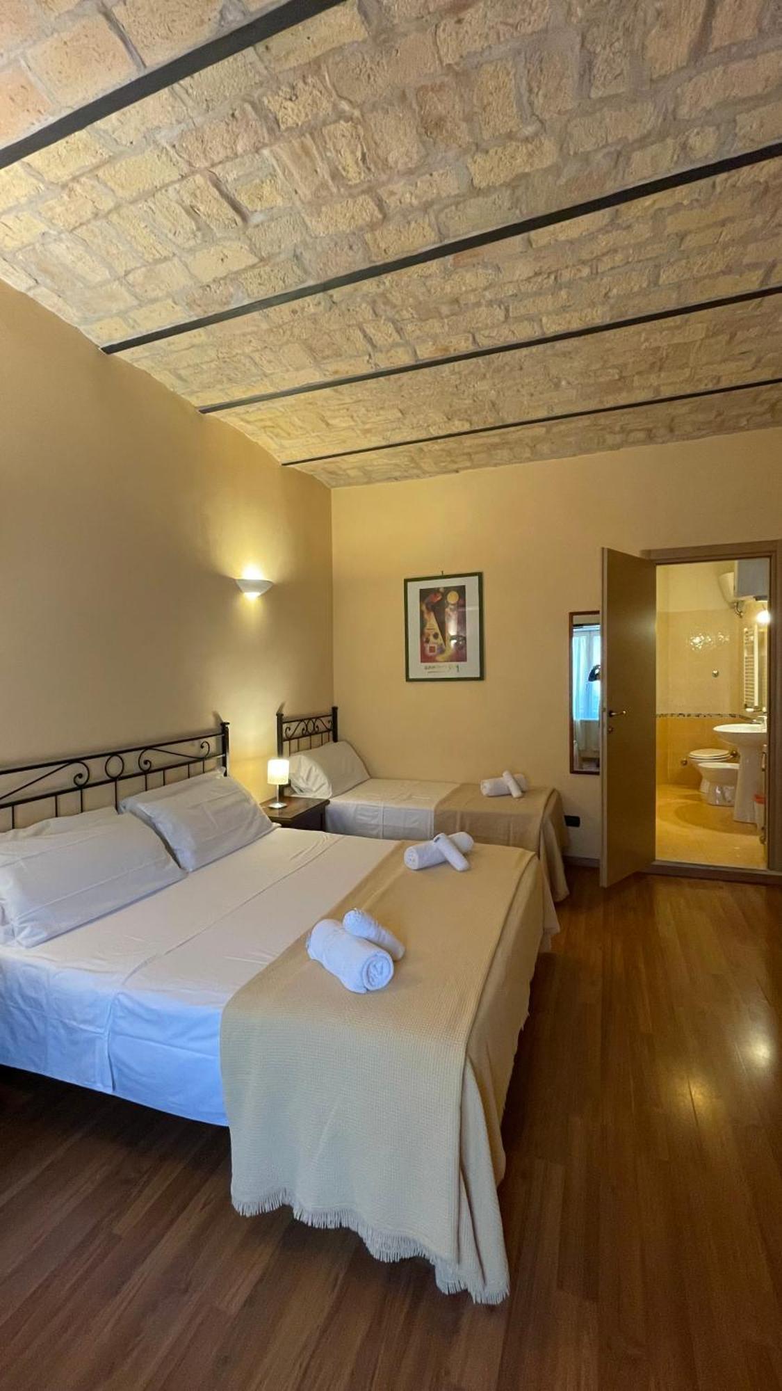 Holiday Suite Roma Apartamento *