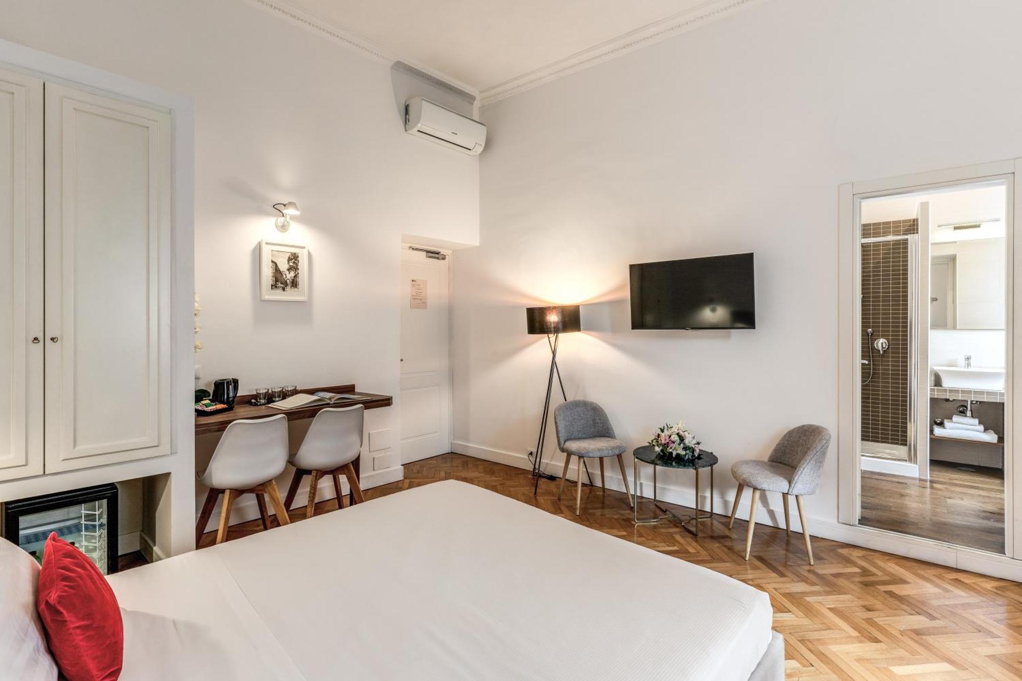 Little Queen Relais 3* Rome