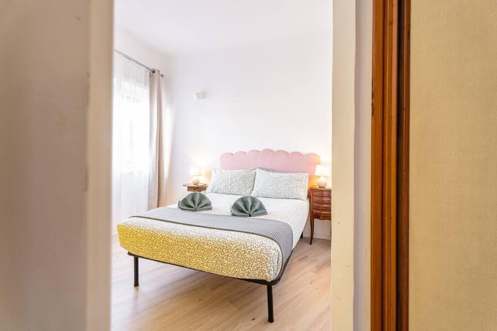 Bigfamilyflats-vatican&aurelio Apartment