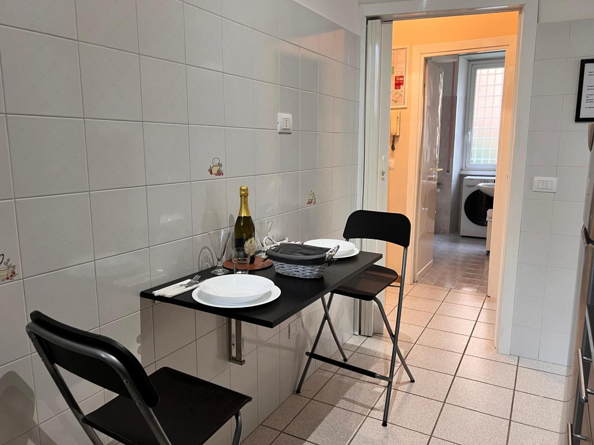 Romandays Metro A Apartamento