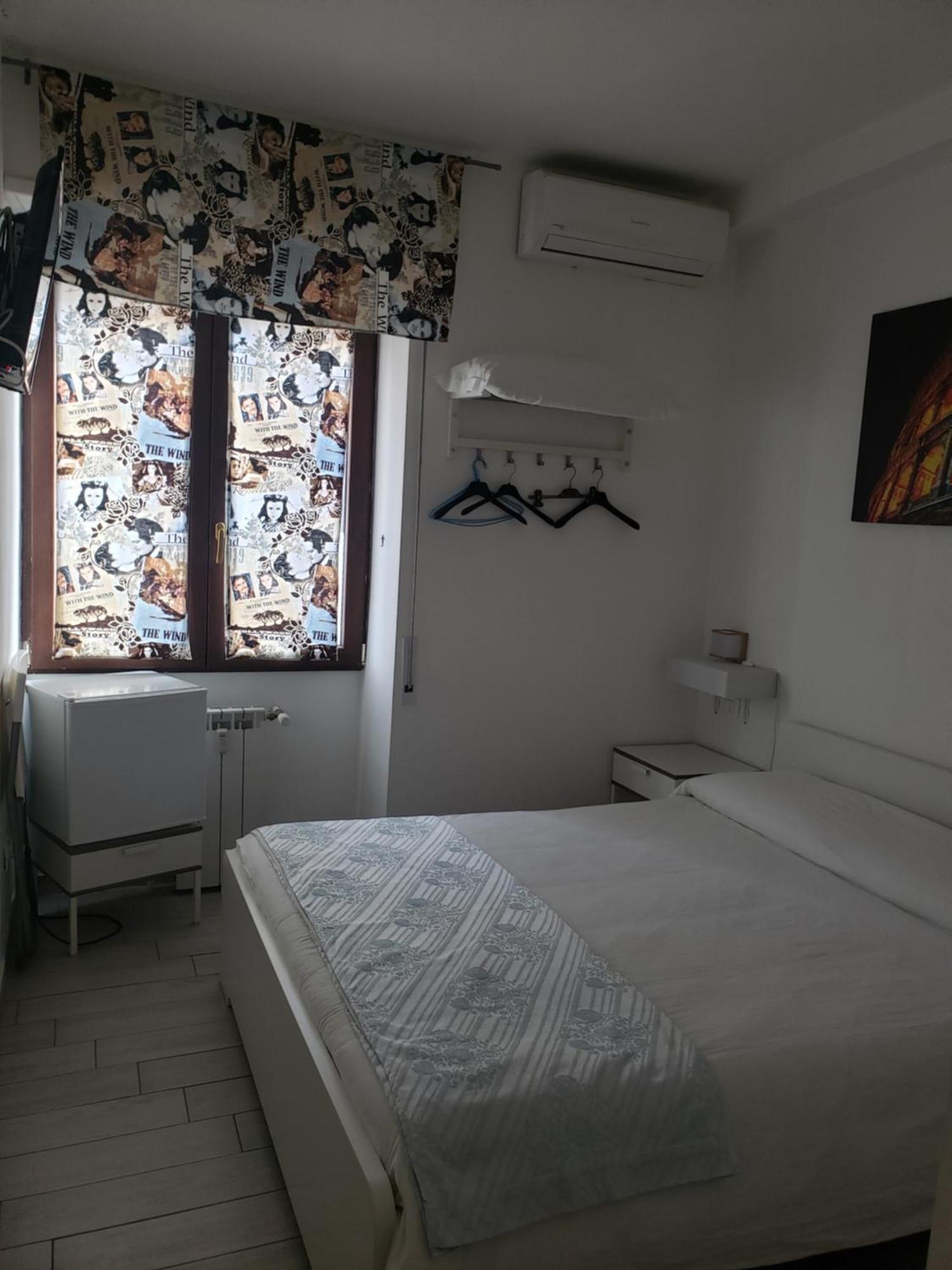 Metro B Fronte Metro Bed and breakfast Roma