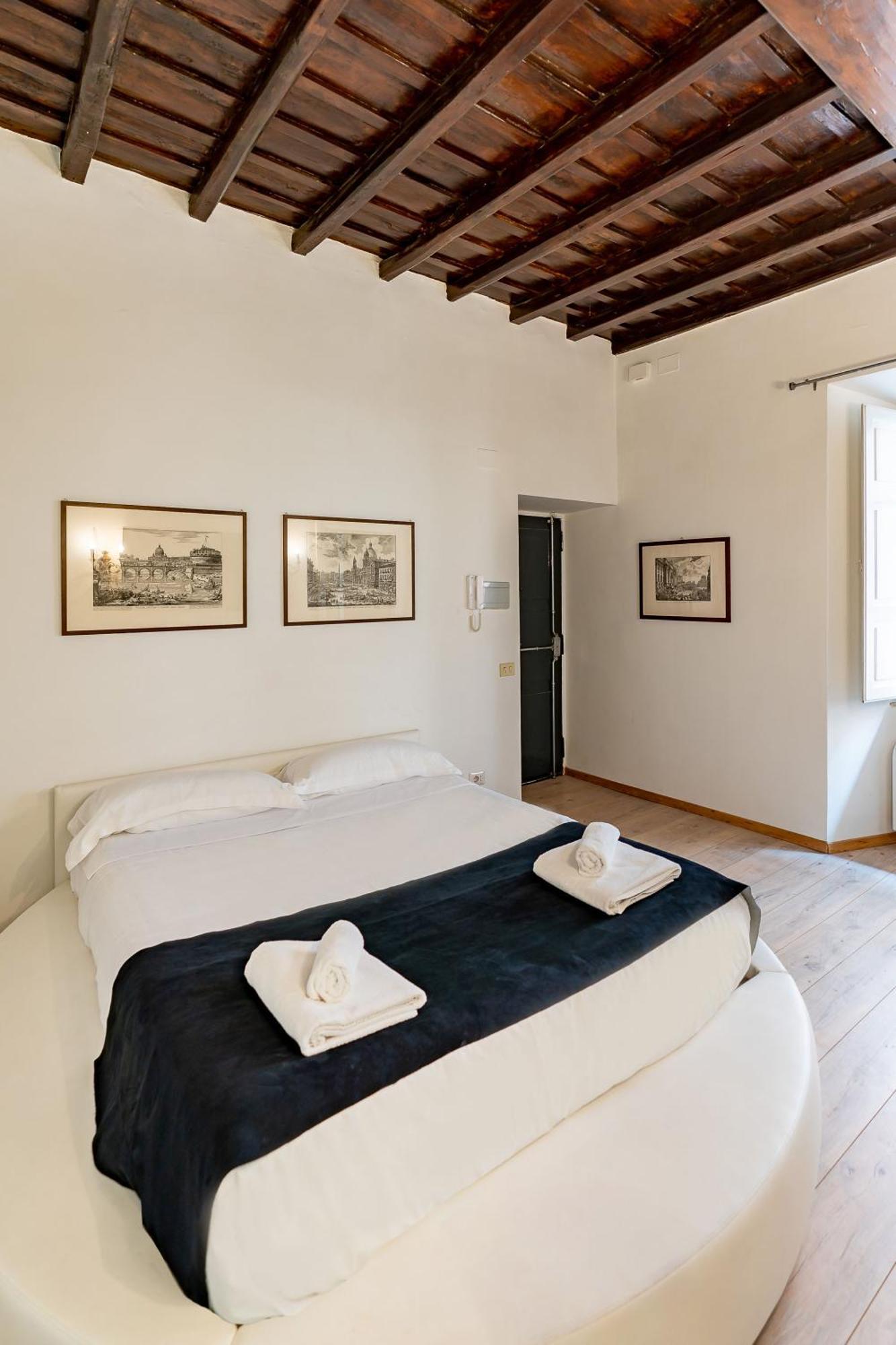 Apartment P-suite Plaza *