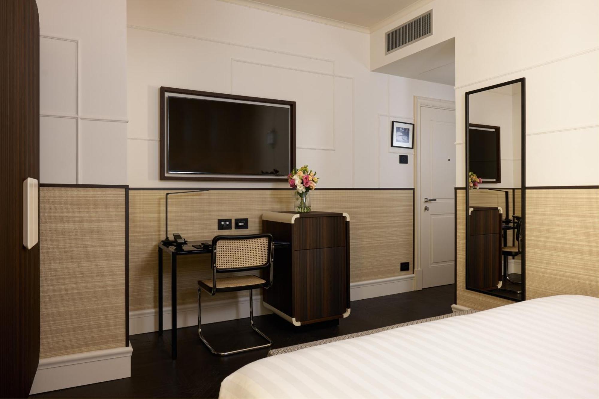 Tb Place Hotel 4*