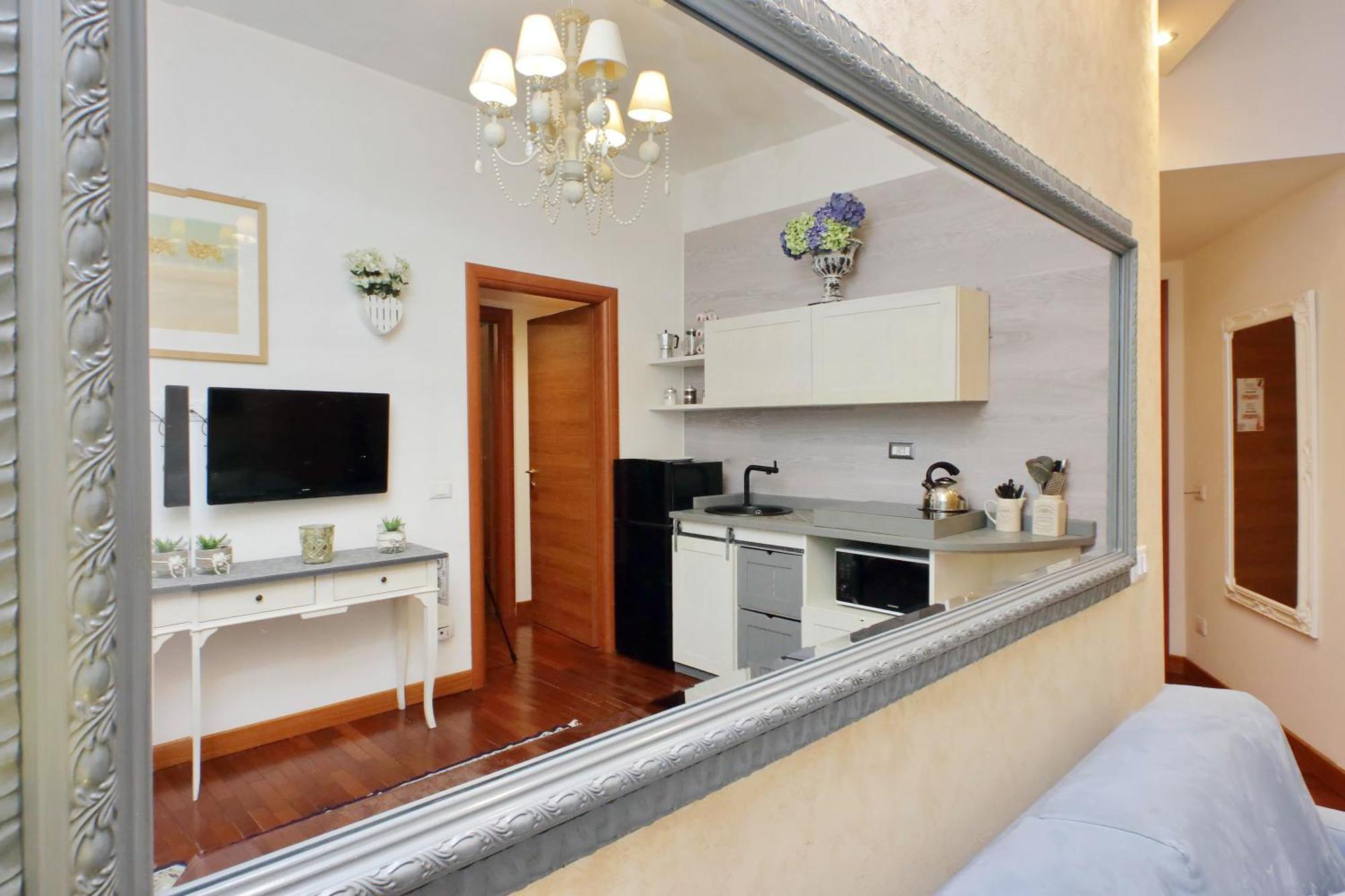 S. Peter 2 - With Garden -50m From Metro Apartment Rom