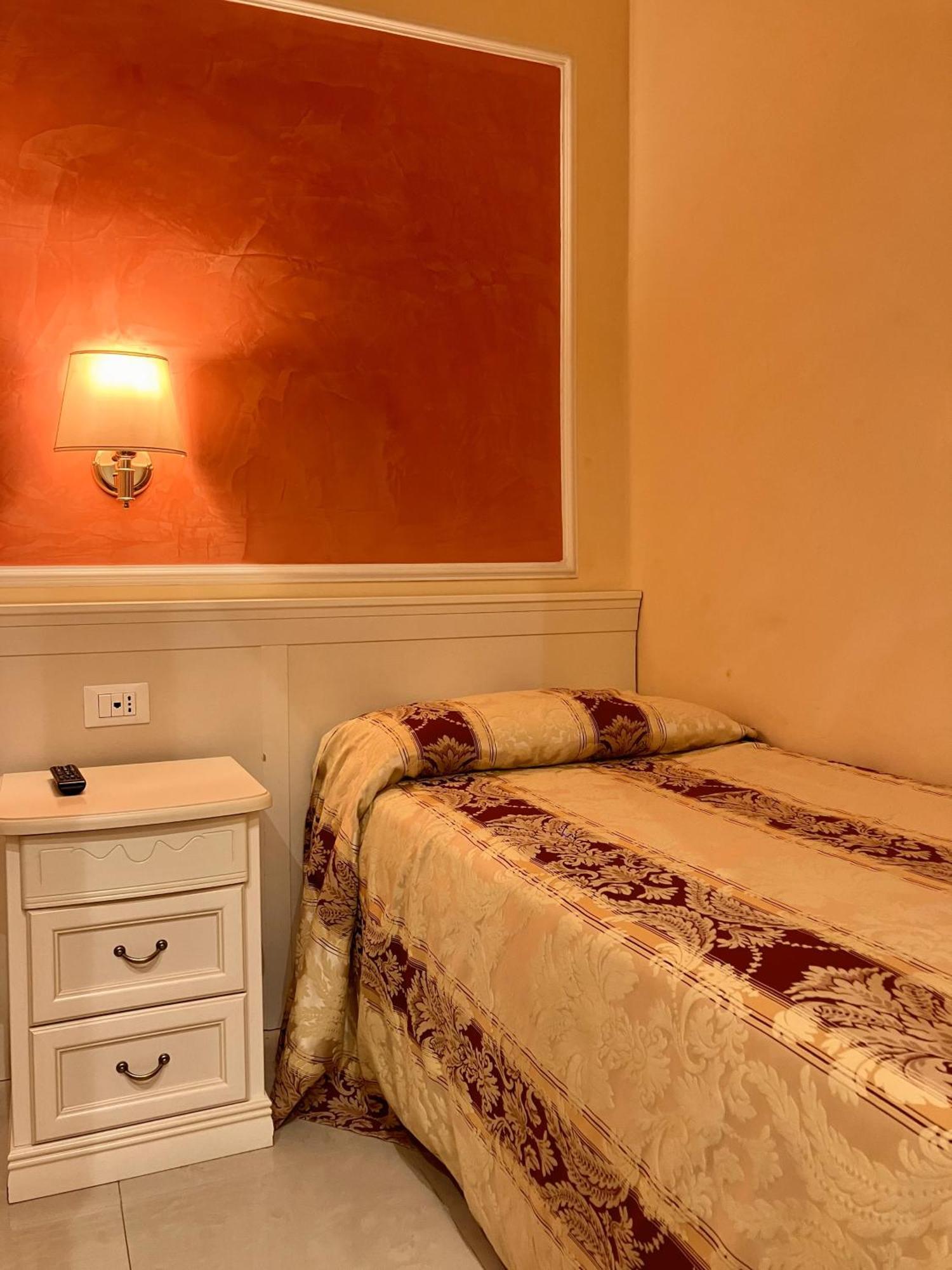 Hotel Erdarelli 3*