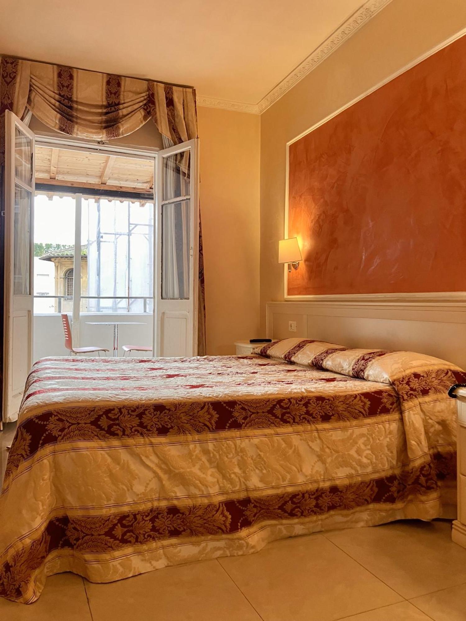 Erdarelli Hotel