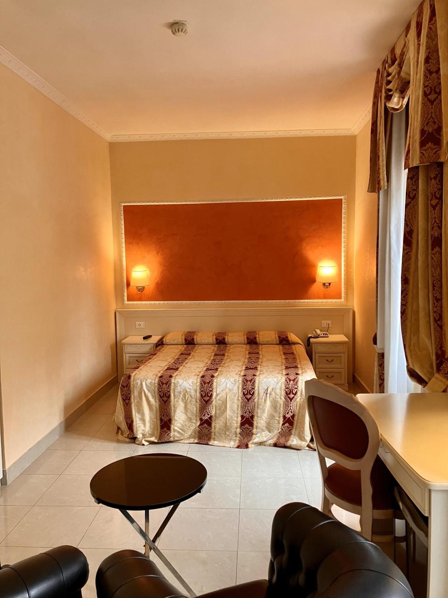 Erdarelli Hotel 3*