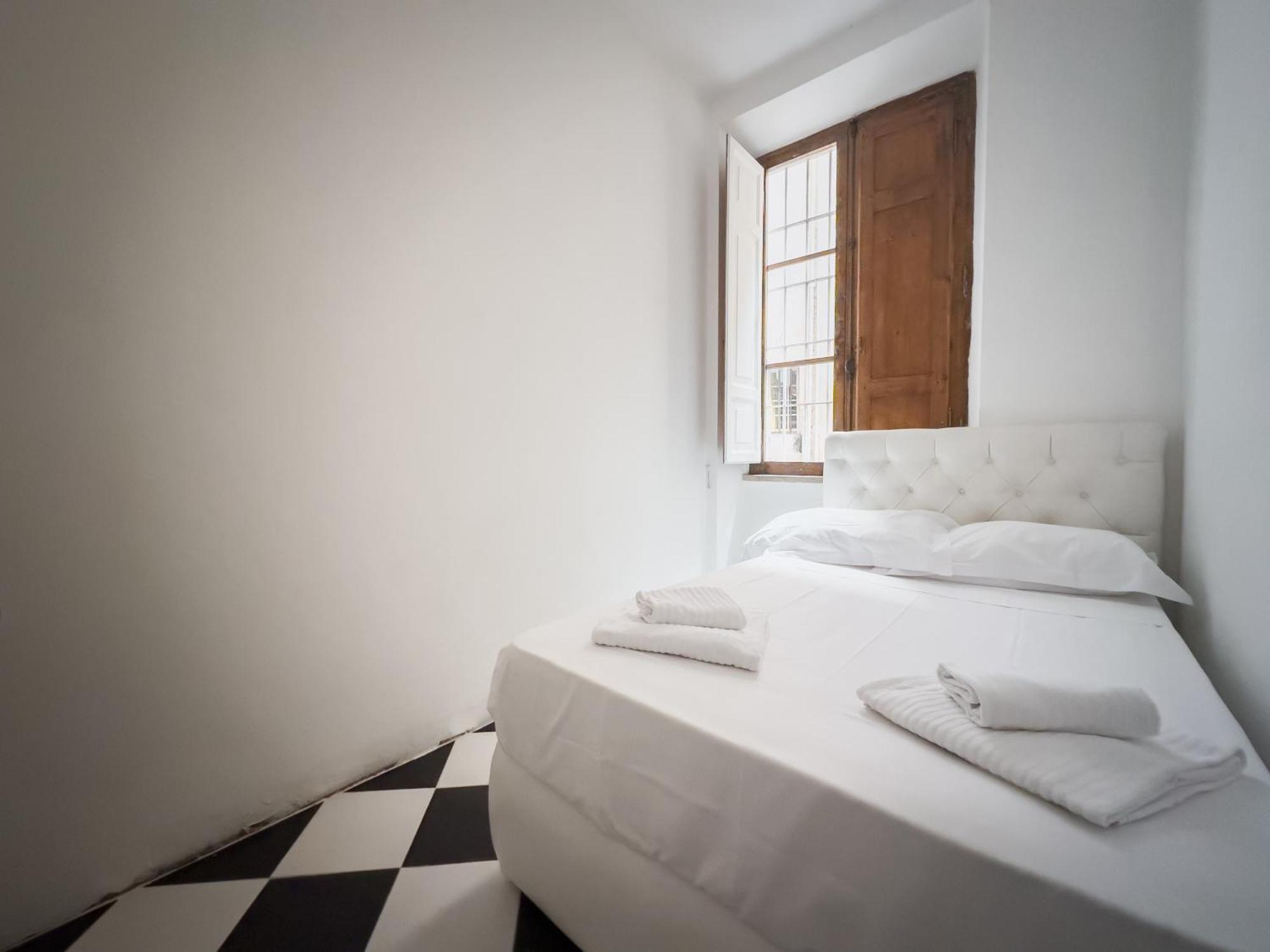 Casa Sant' Elena * Roma