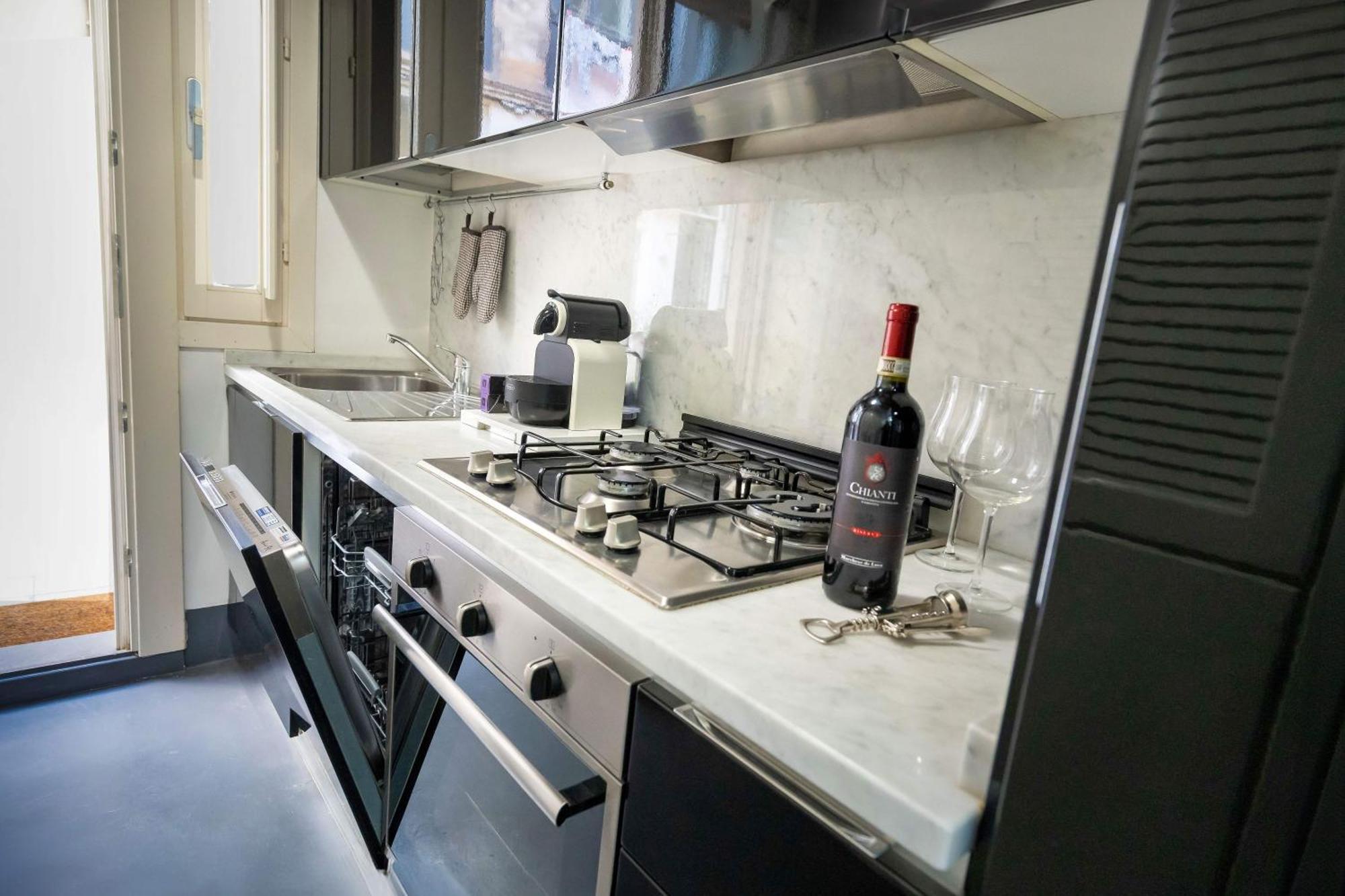 Apartment White Style Gambero *