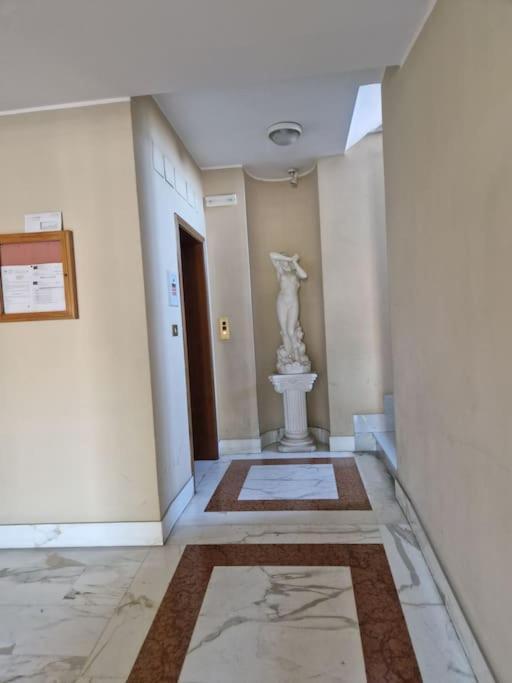 E Palazzo Pontificio Di Castel Gandolfo-vaticano Apartamento Roma