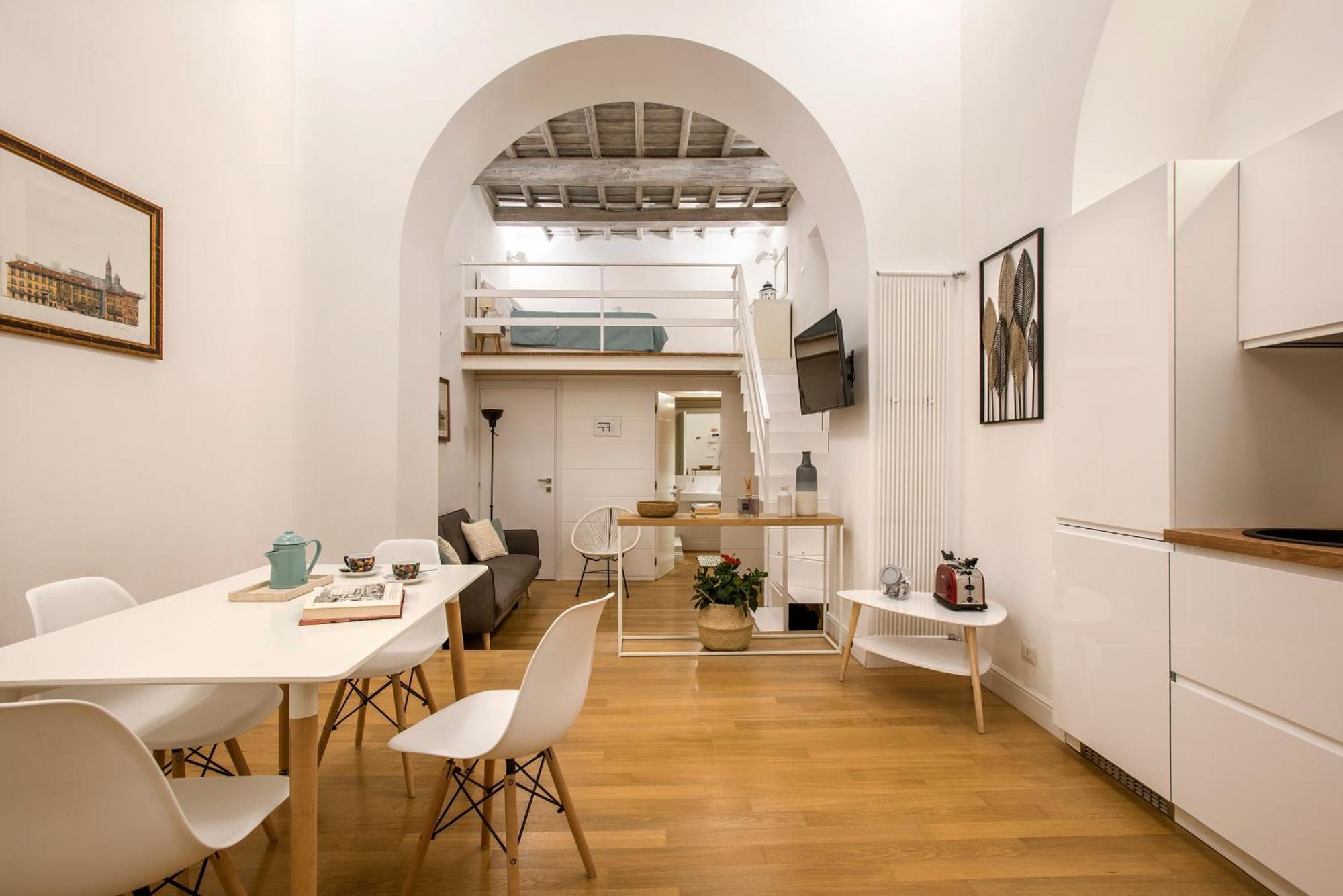 Holidays Teatro Pace Apartamento
