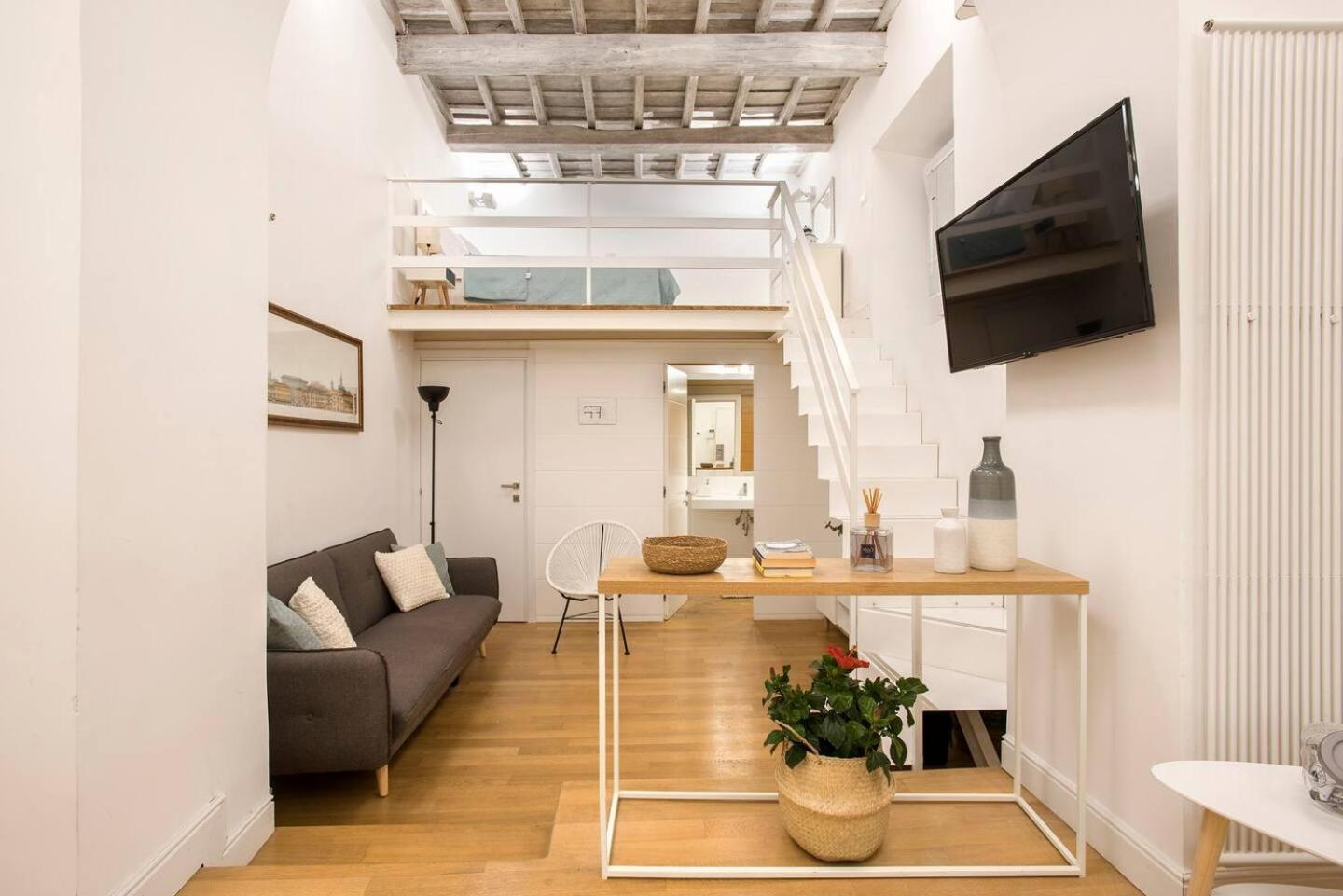 Holidays Teatro Pace Apartamento Roma