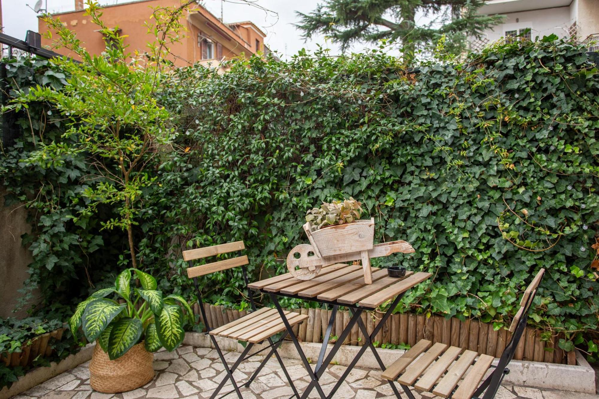 Homes - Portuense 21 - With Little Private Garden Apartment Rome