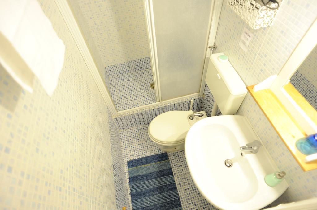 Alojamento de Acomodação e Pequeno-almoço La Casa Romana 4*