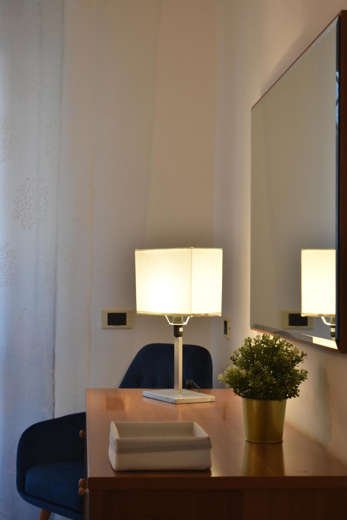 Apartment La Casa Di Mimmo Con Parcheggio Privato Incluso Rome
