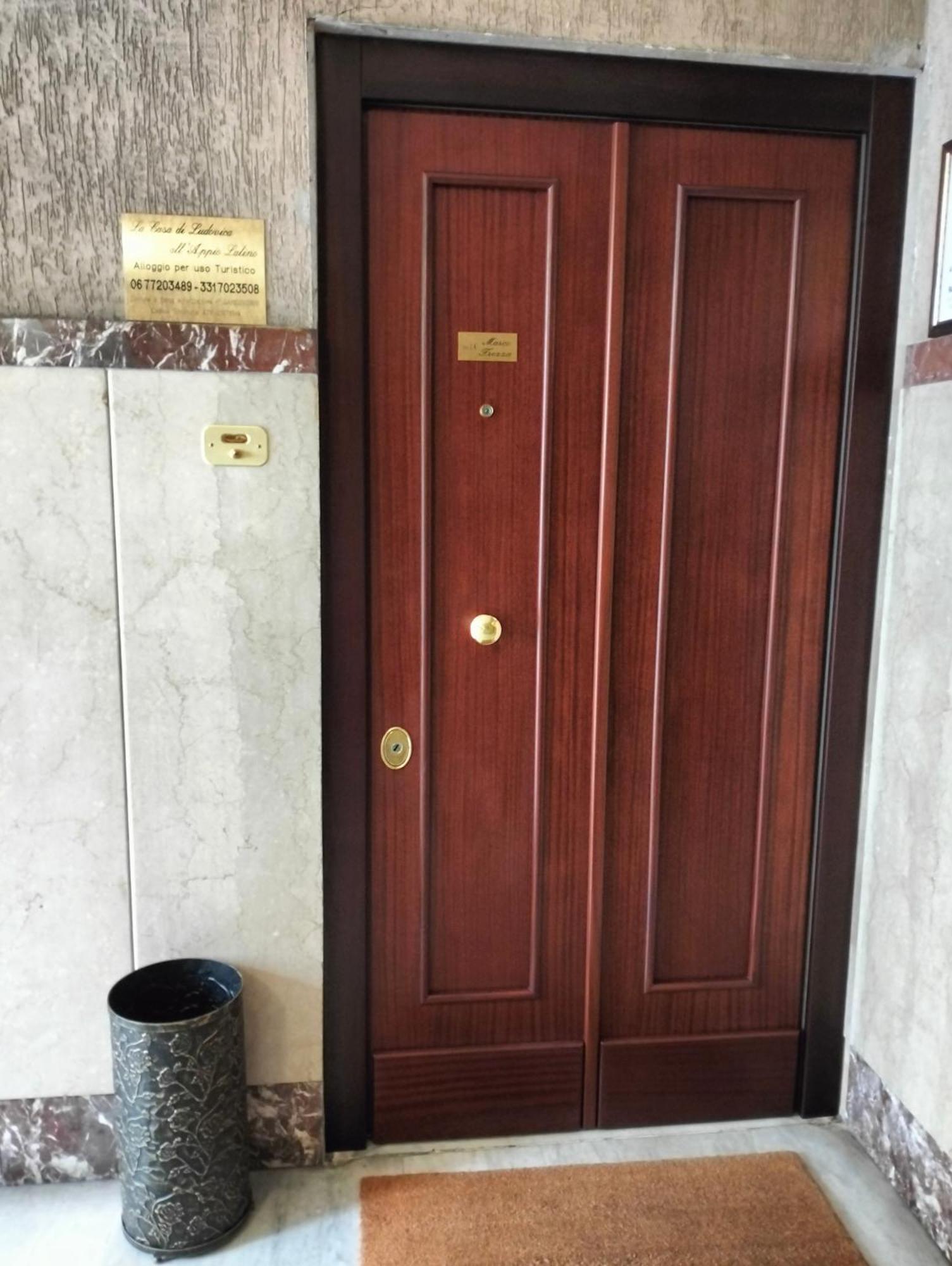 Apartamento La Casa Di Ludovica All'appio Latino *