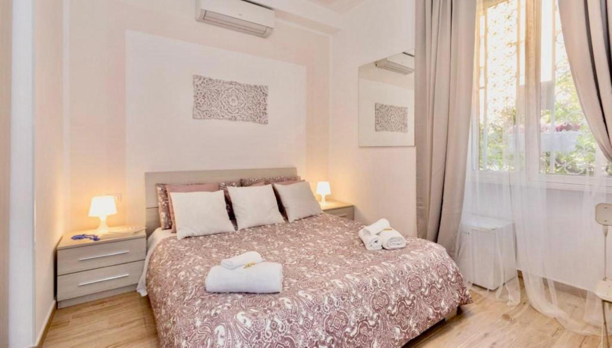Lovely Nights - Luxury * Rom