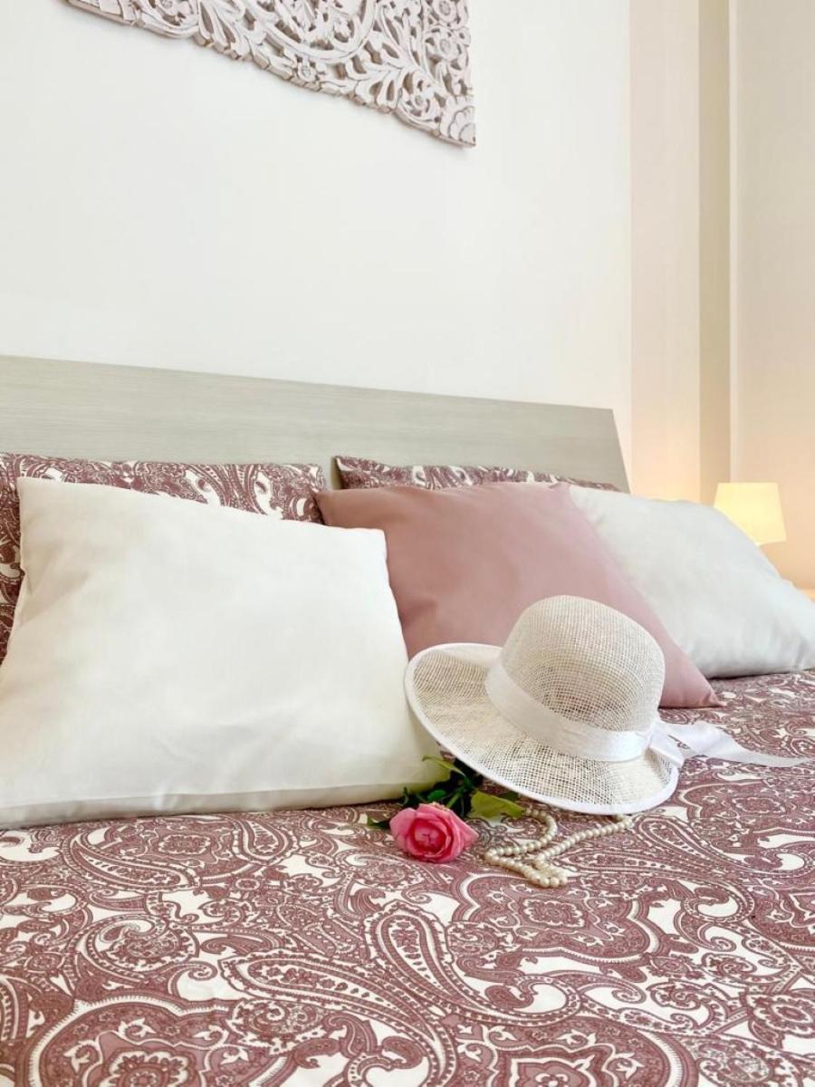 Lovely Nights - Luxury Rom