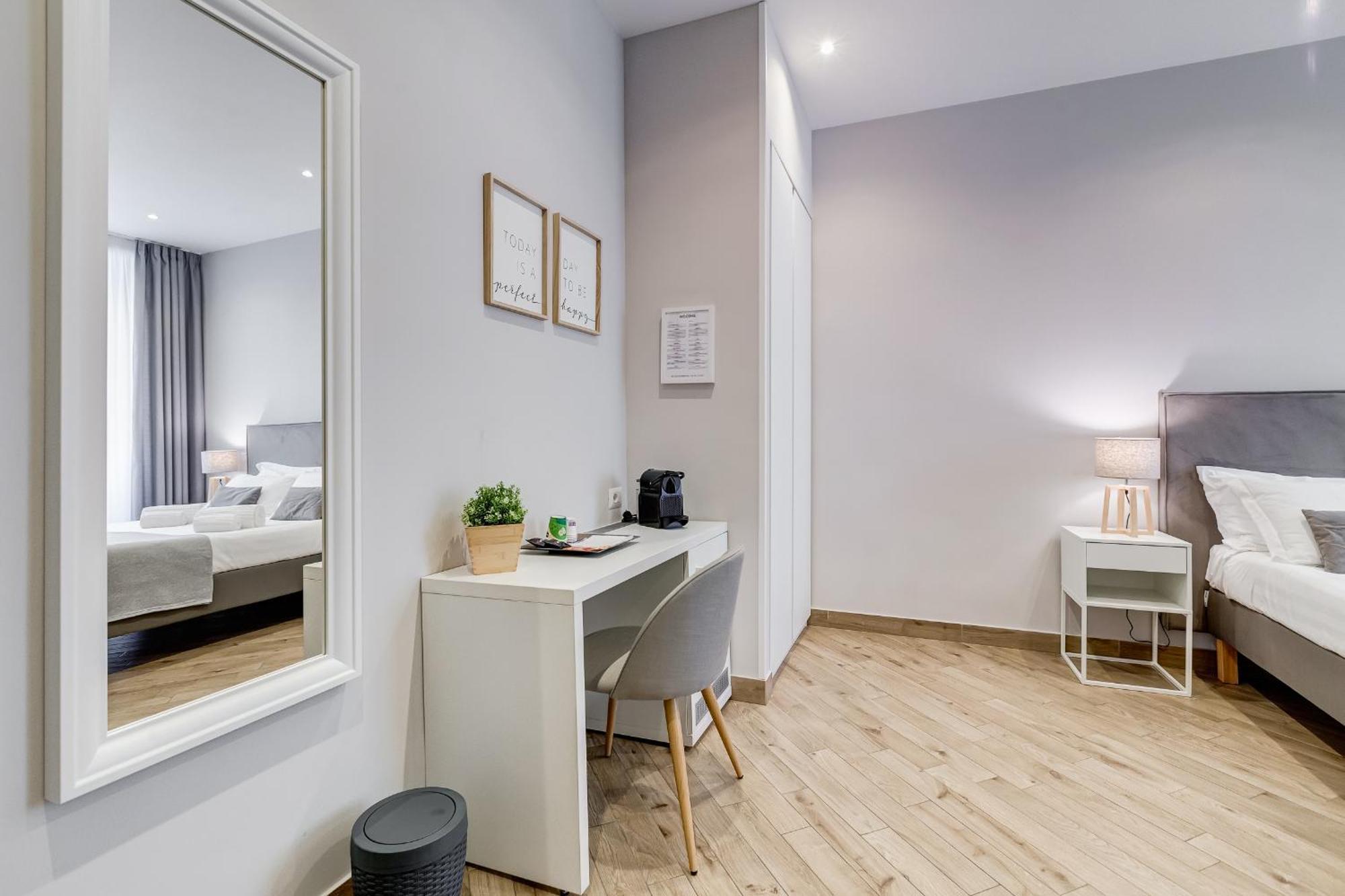 Colonna Luxury 2* Rom