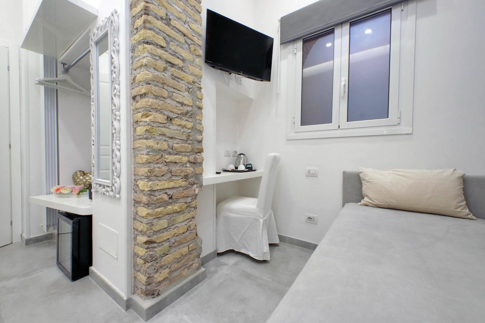 Roman Holiday Suites Rom