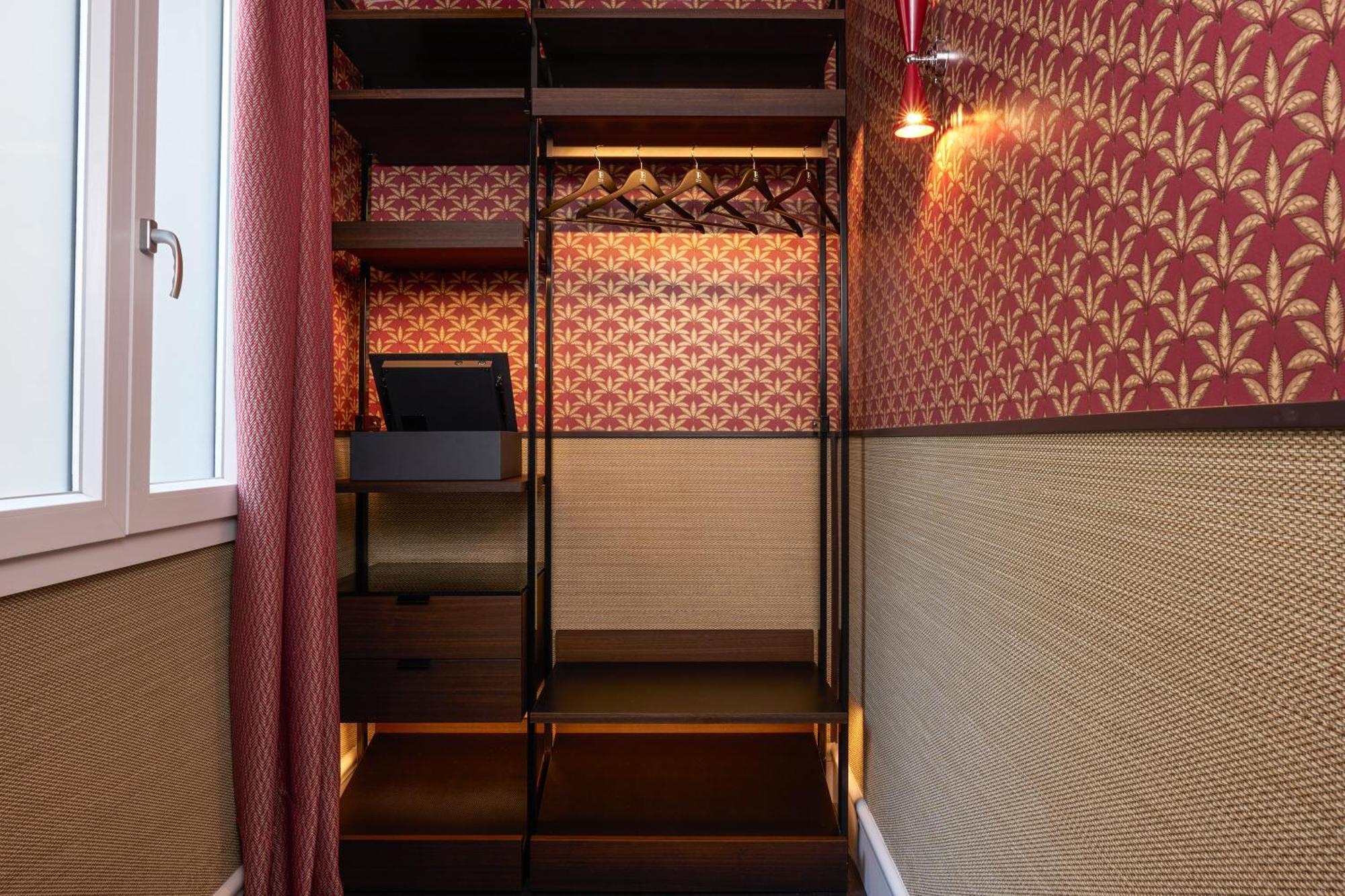Tb Place Hotel 4*