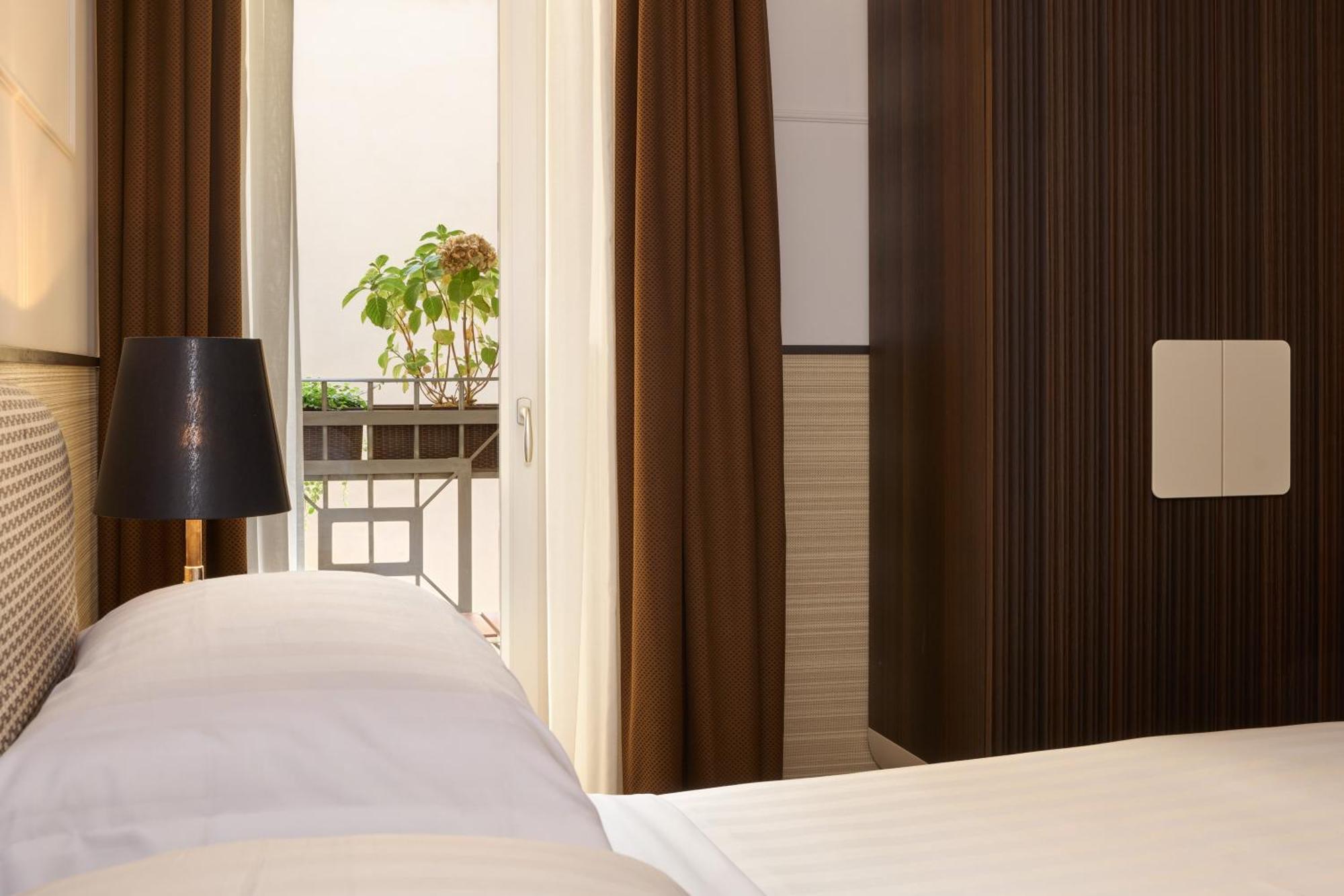 Tb Place Hotel 4*