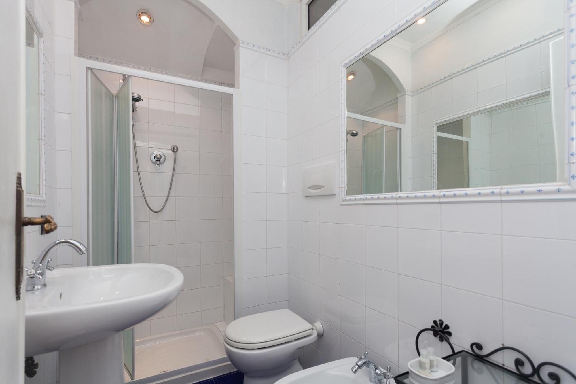 Palazzo Del Duca Piazza Navona 3* Roma