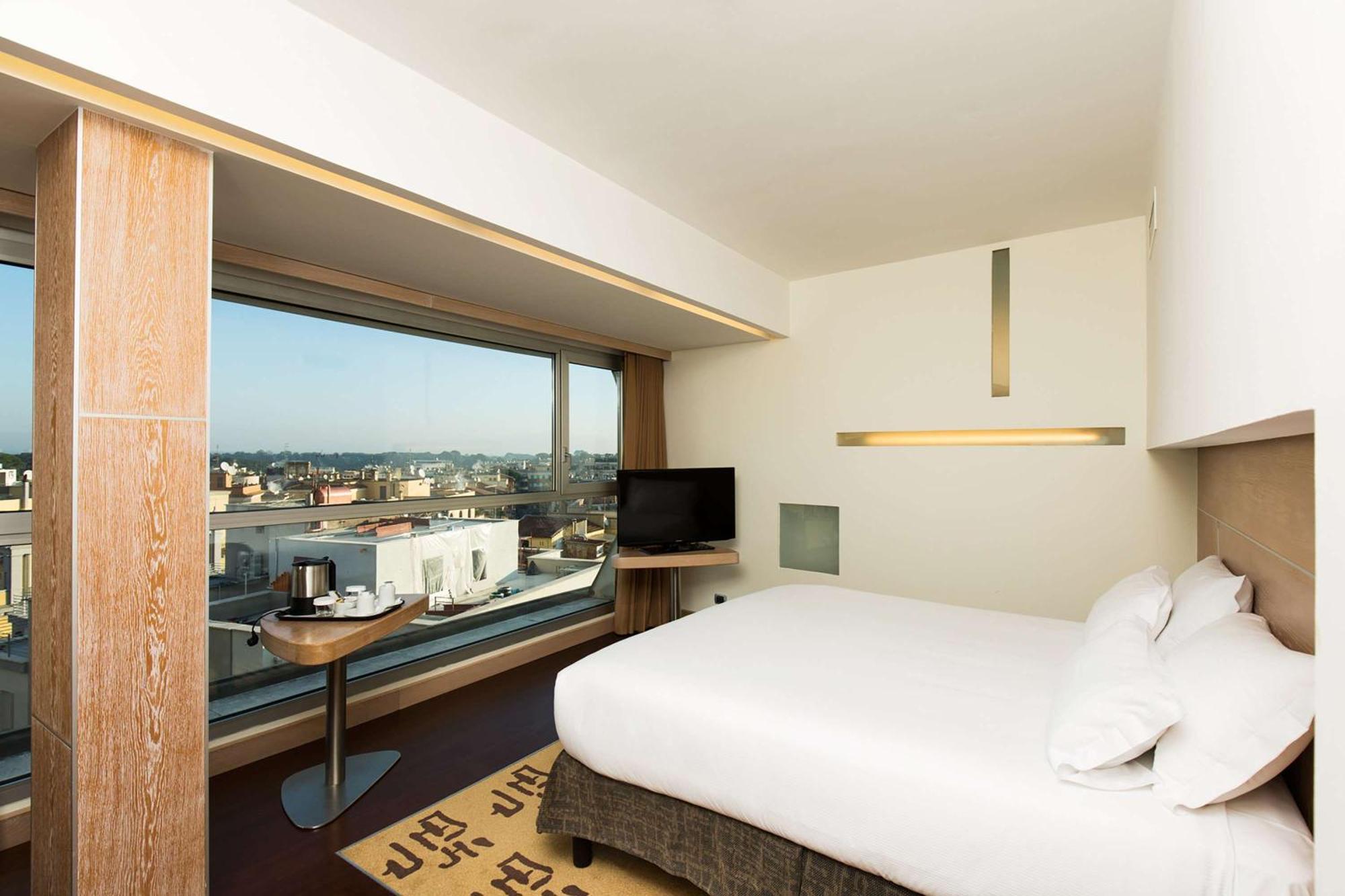 Hilton Garden Claridge