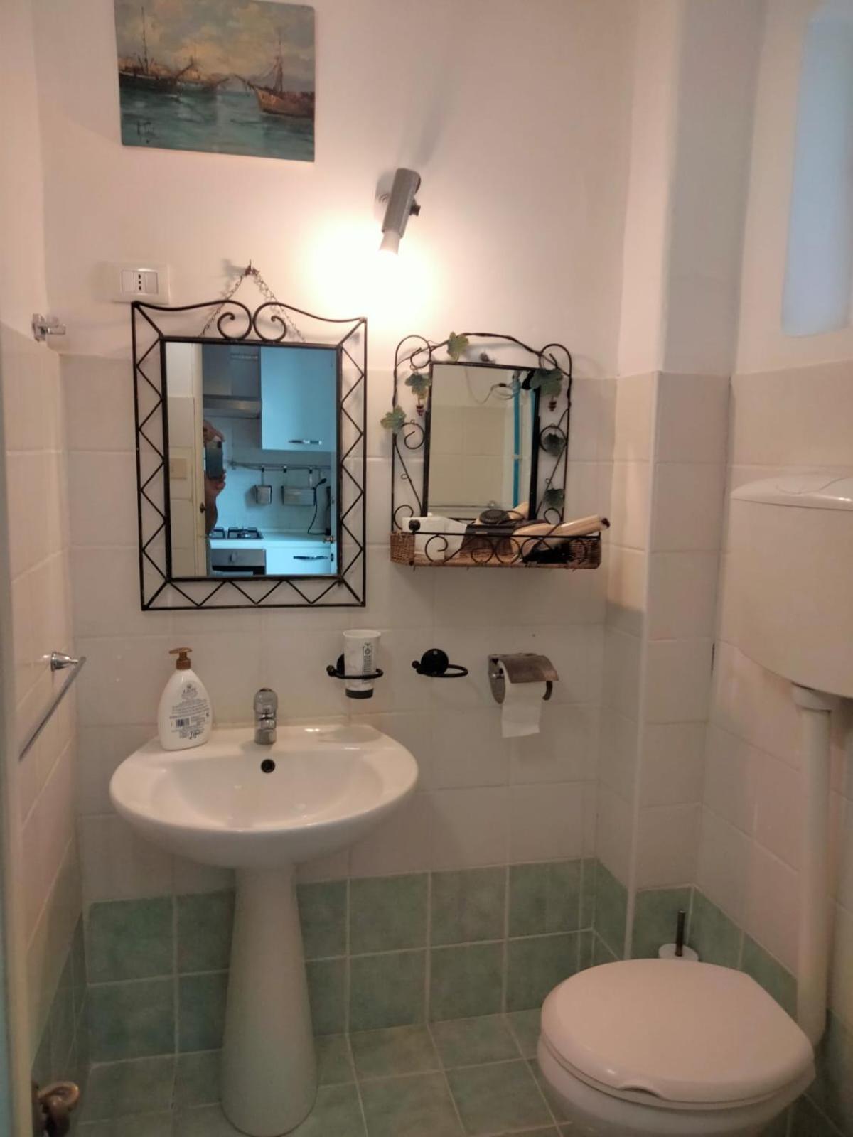 Station Cost Apartment *