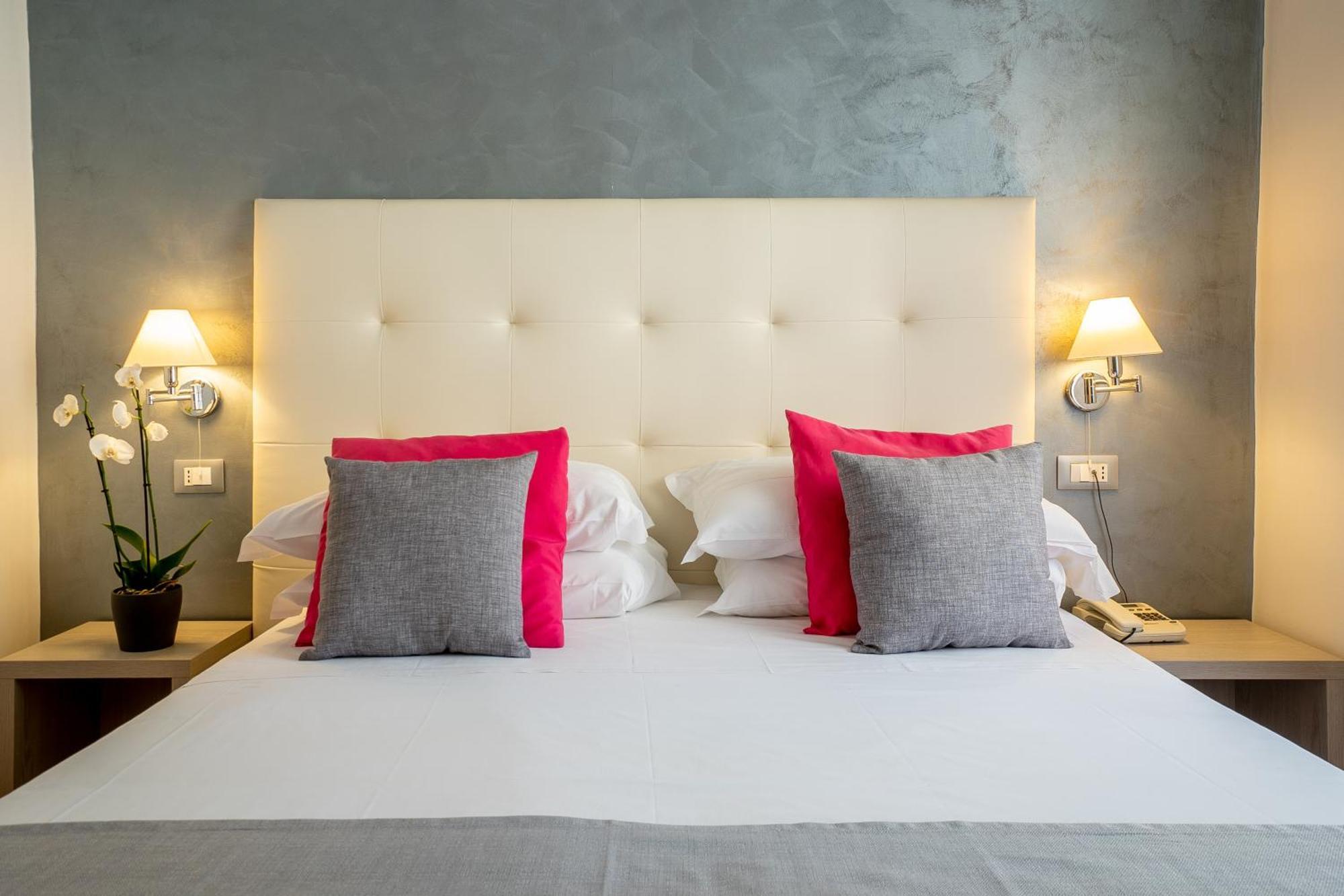 Gabriella Hotel 3*