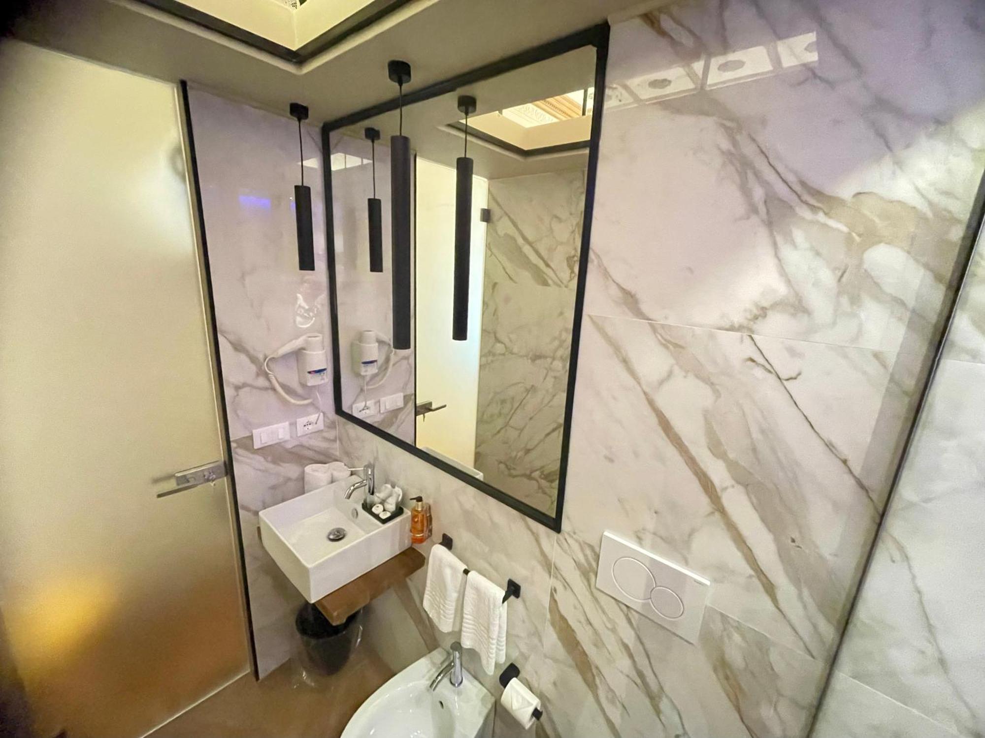 Z-archsuites Urbs Gasthof *
