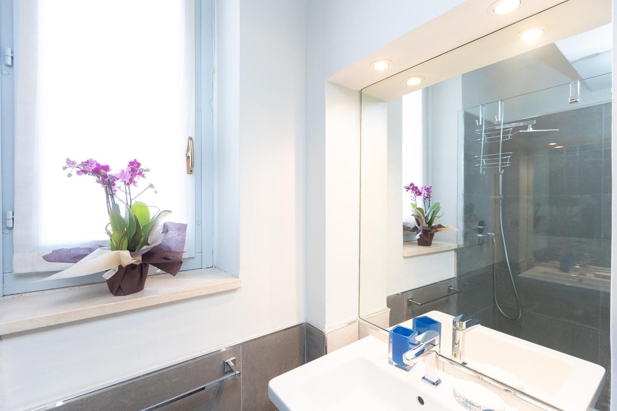 Colosseum Bright Two Bedroom * Roma