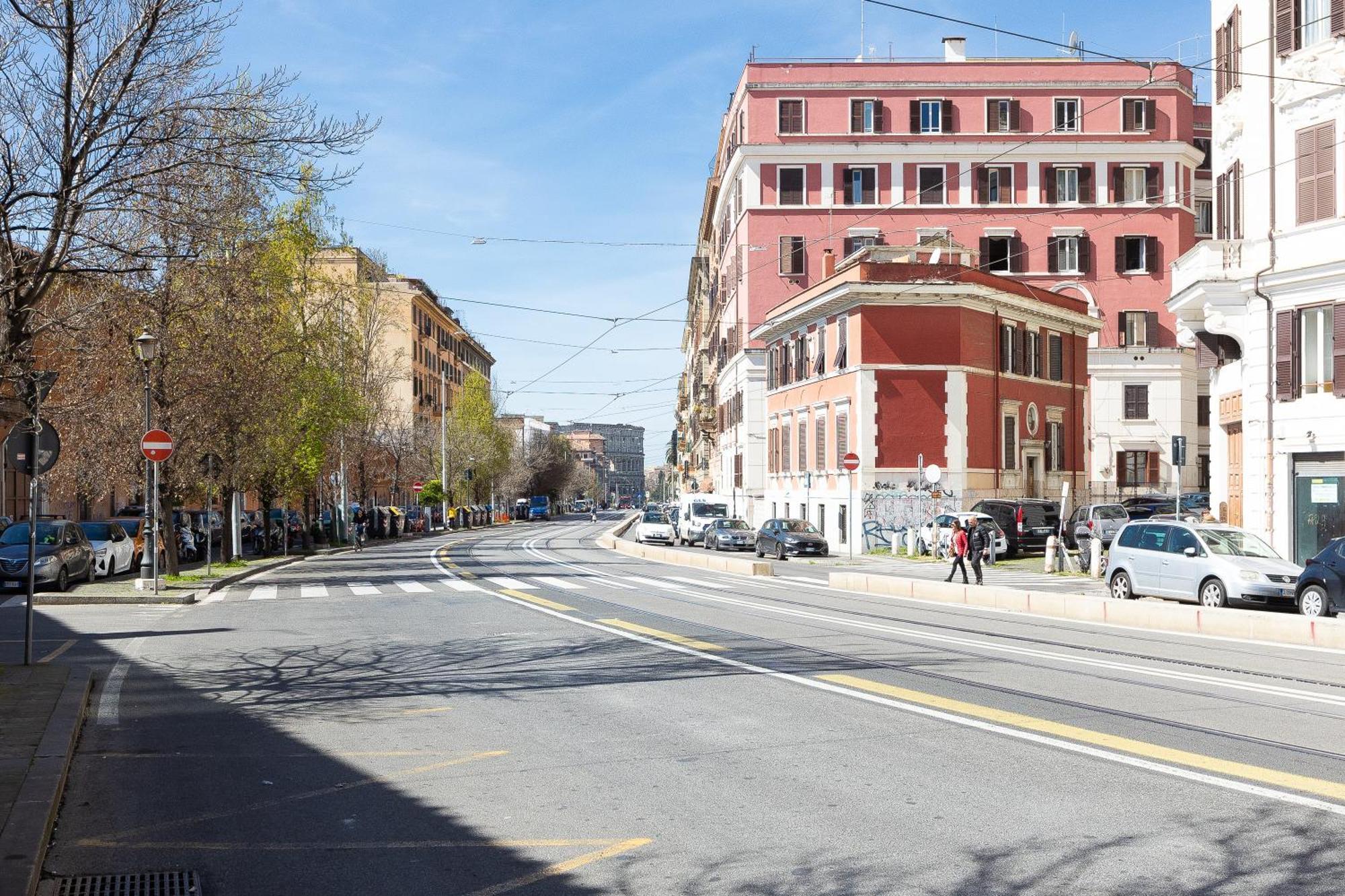 Apartamento Colosseum Bright Two Bedroom Roma