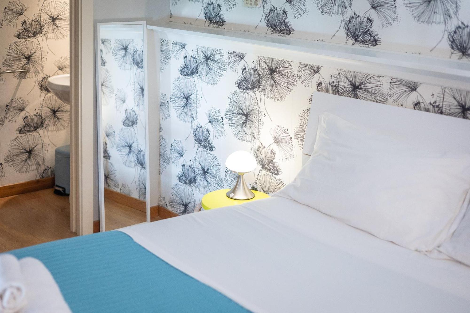 Colosseum Bright Two Bedroom *