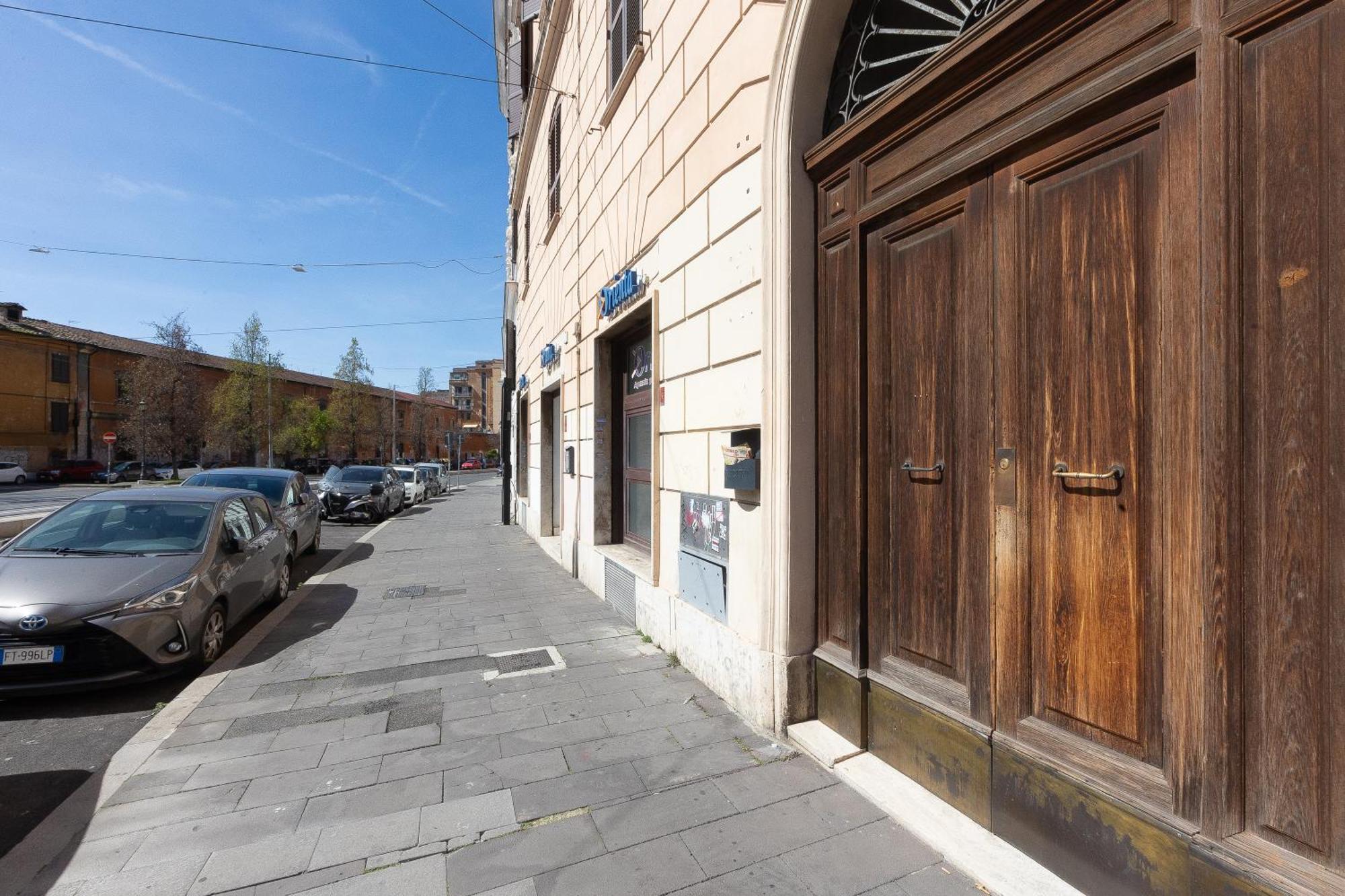 Colosseum Bright Two Bedroom Apartamento Roma