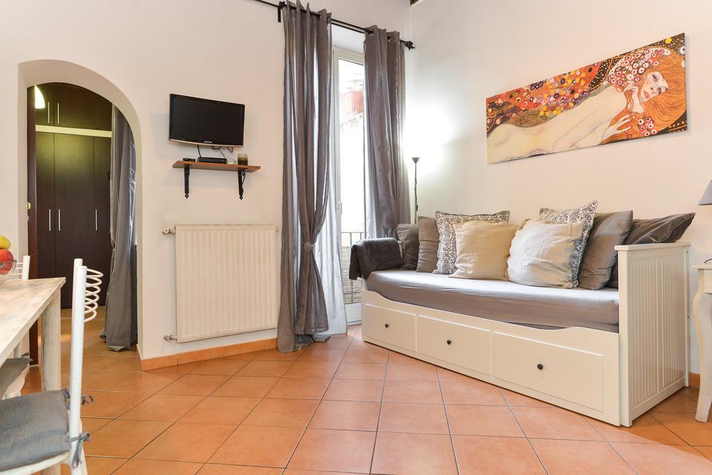 Apartment Malva Rom