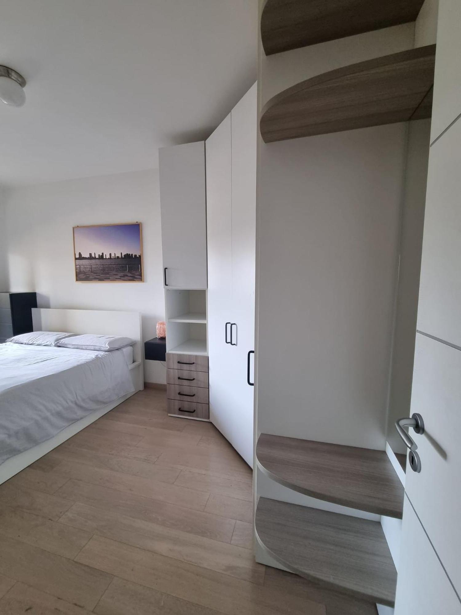 Modern - Starhouse *