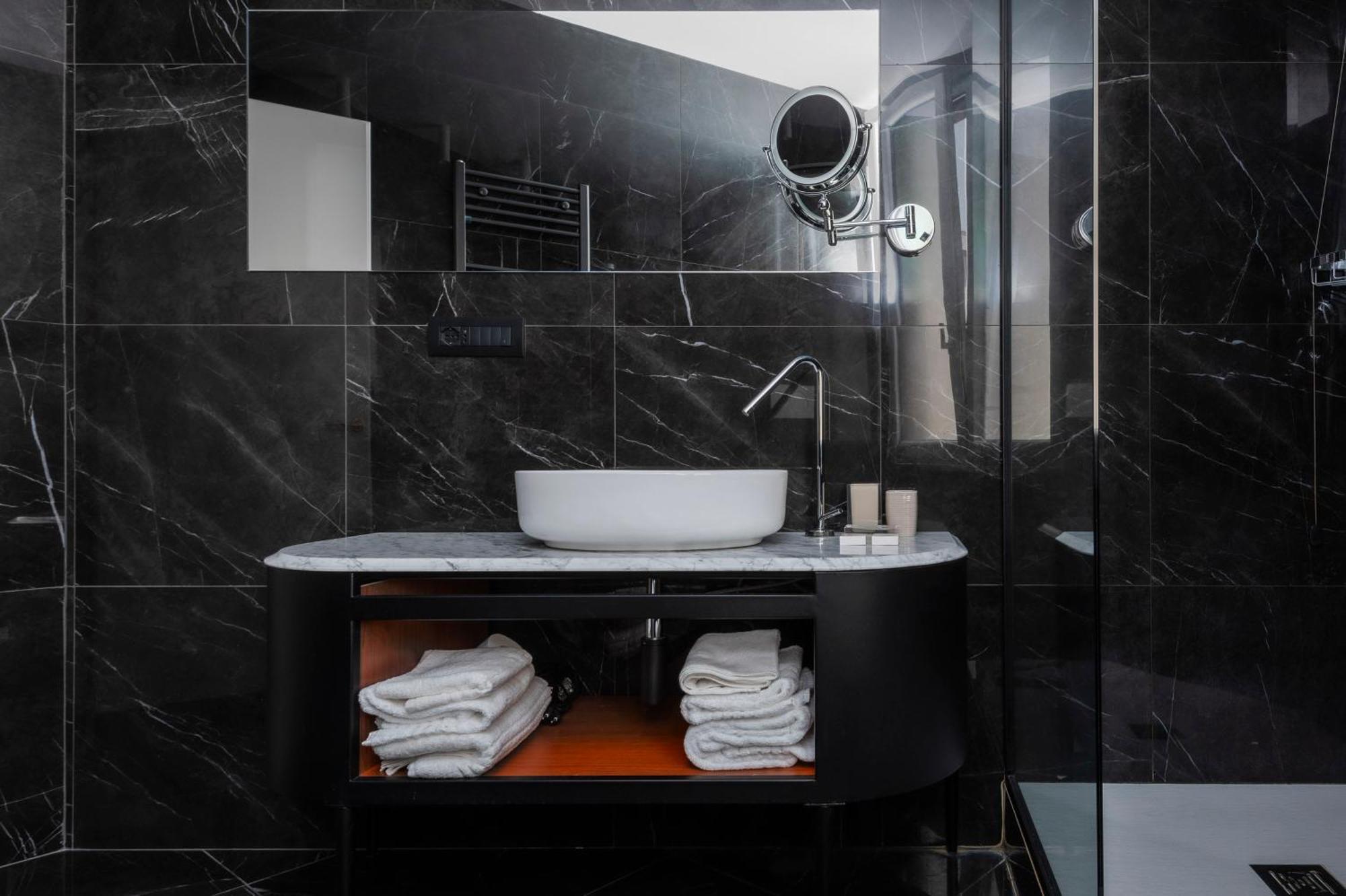 Hotell Valeri 3*
