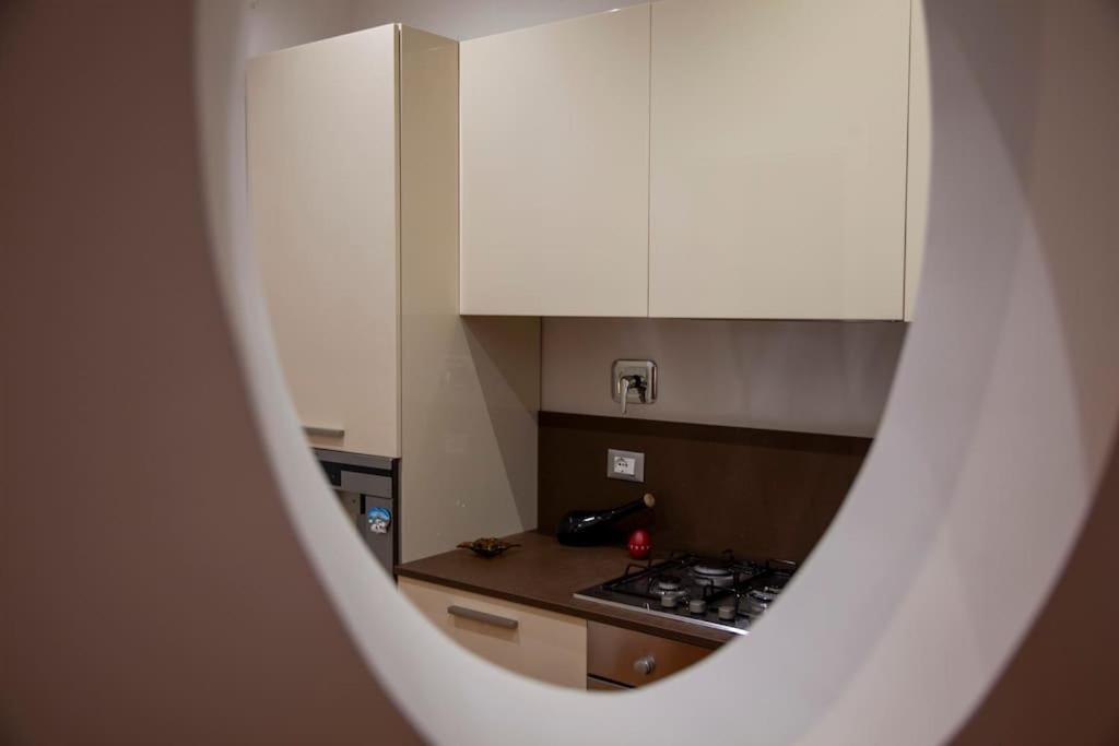 Roma, Gemelli Casa Eleganza, Modernista * Rome