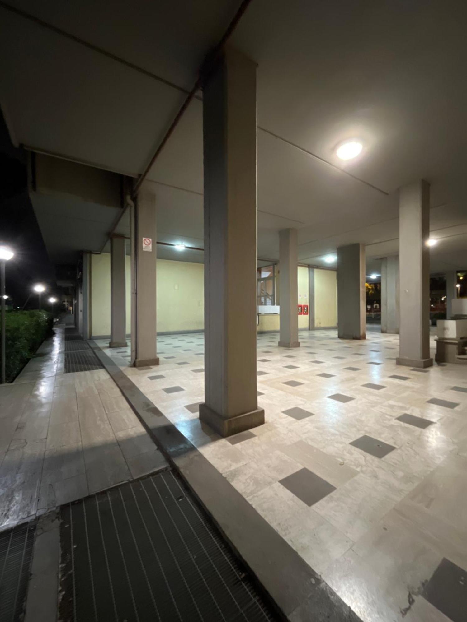 Alojamento de Acomodação e Pequeno-almoço Cinecittà Luxury *