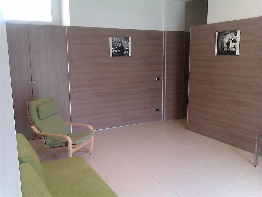 Europa Apartment *