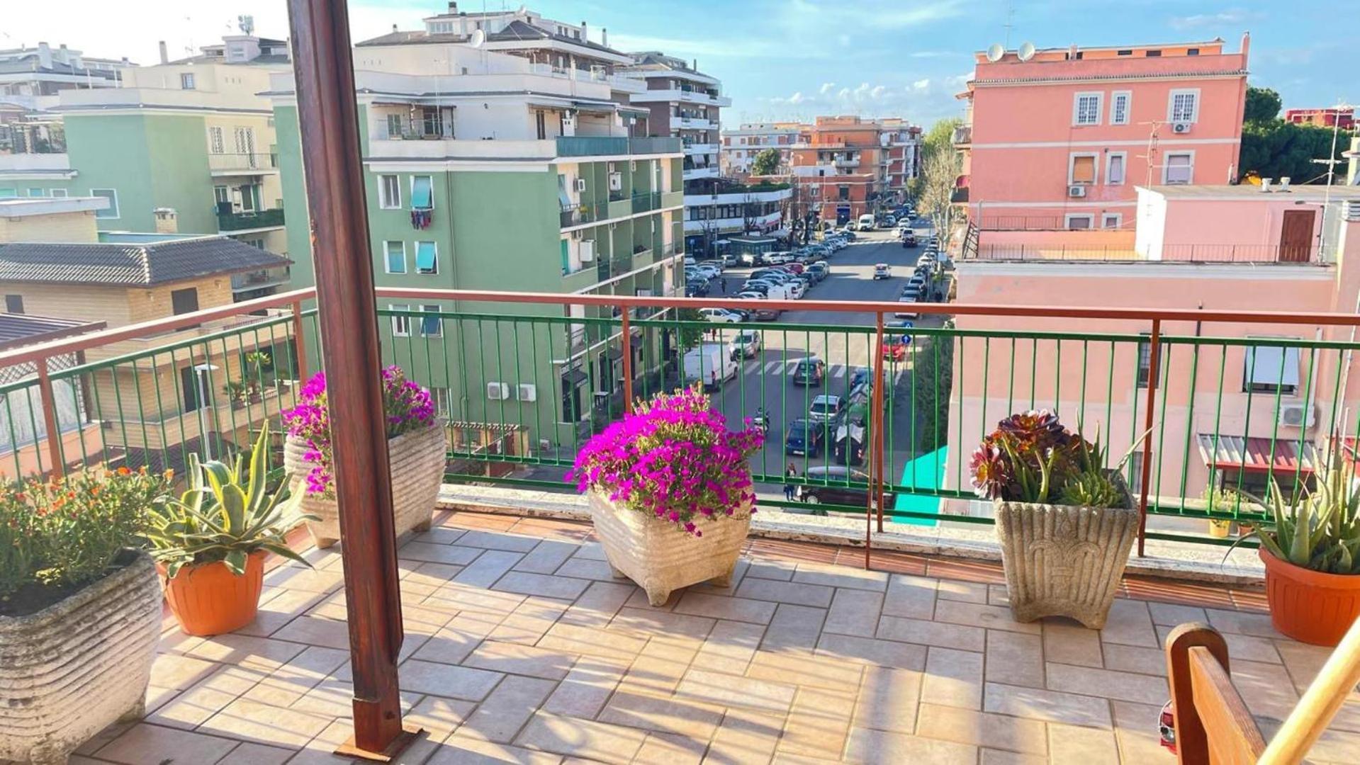 Panoramic And Bright Penthouse Is Waiting For You