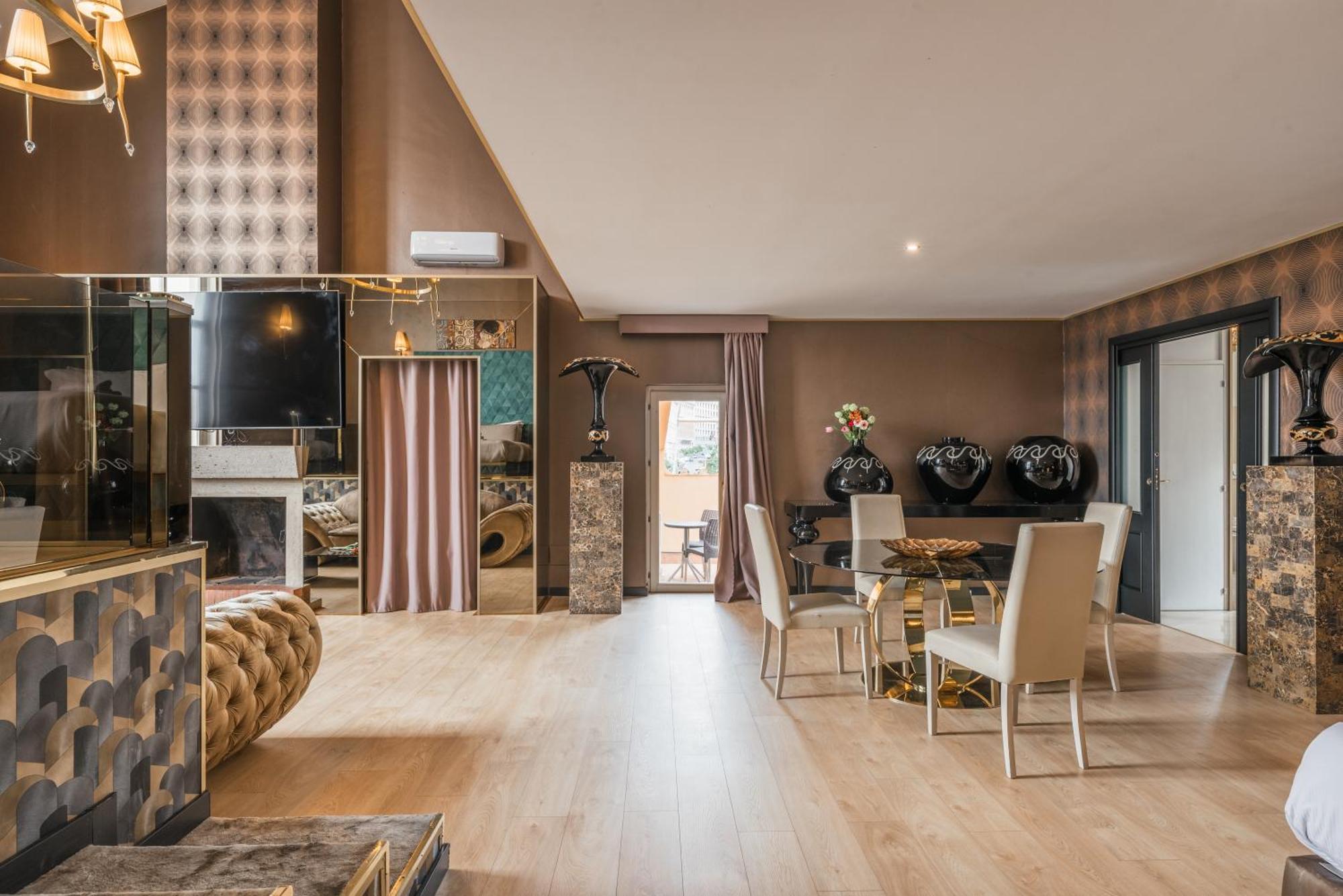 Penthouse - Private Rome
