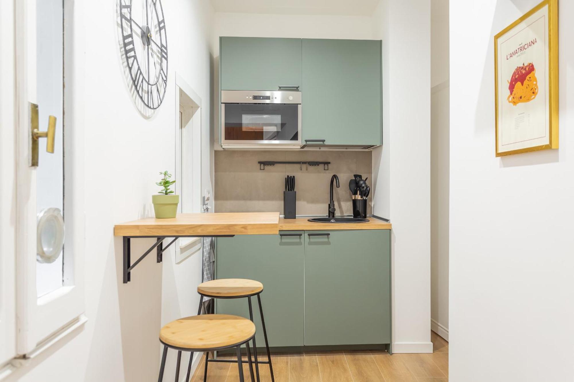 2 Bdr Navona Quintessential Charm *
