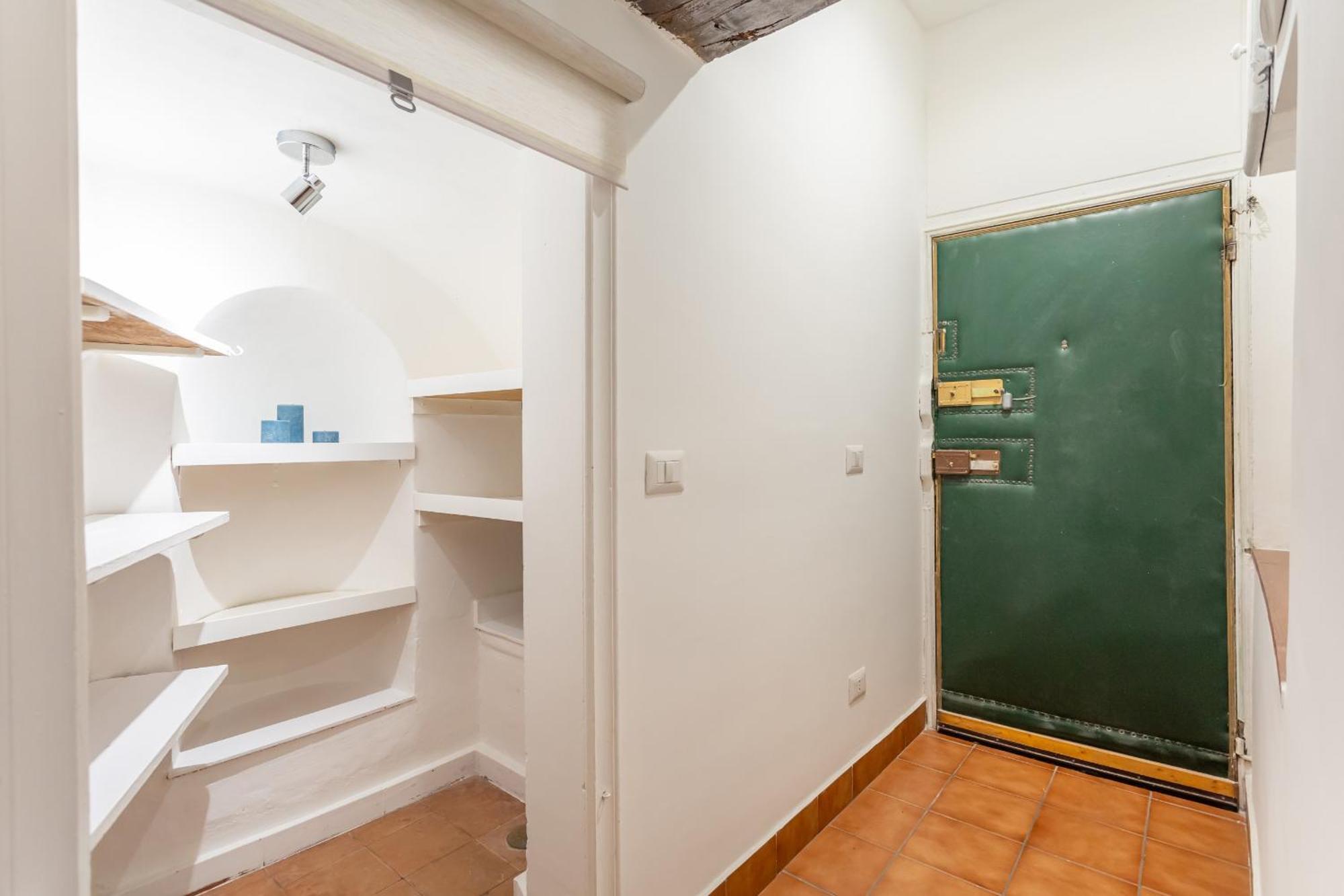 2 Bdr Navona Quintessential Charm Apartamento